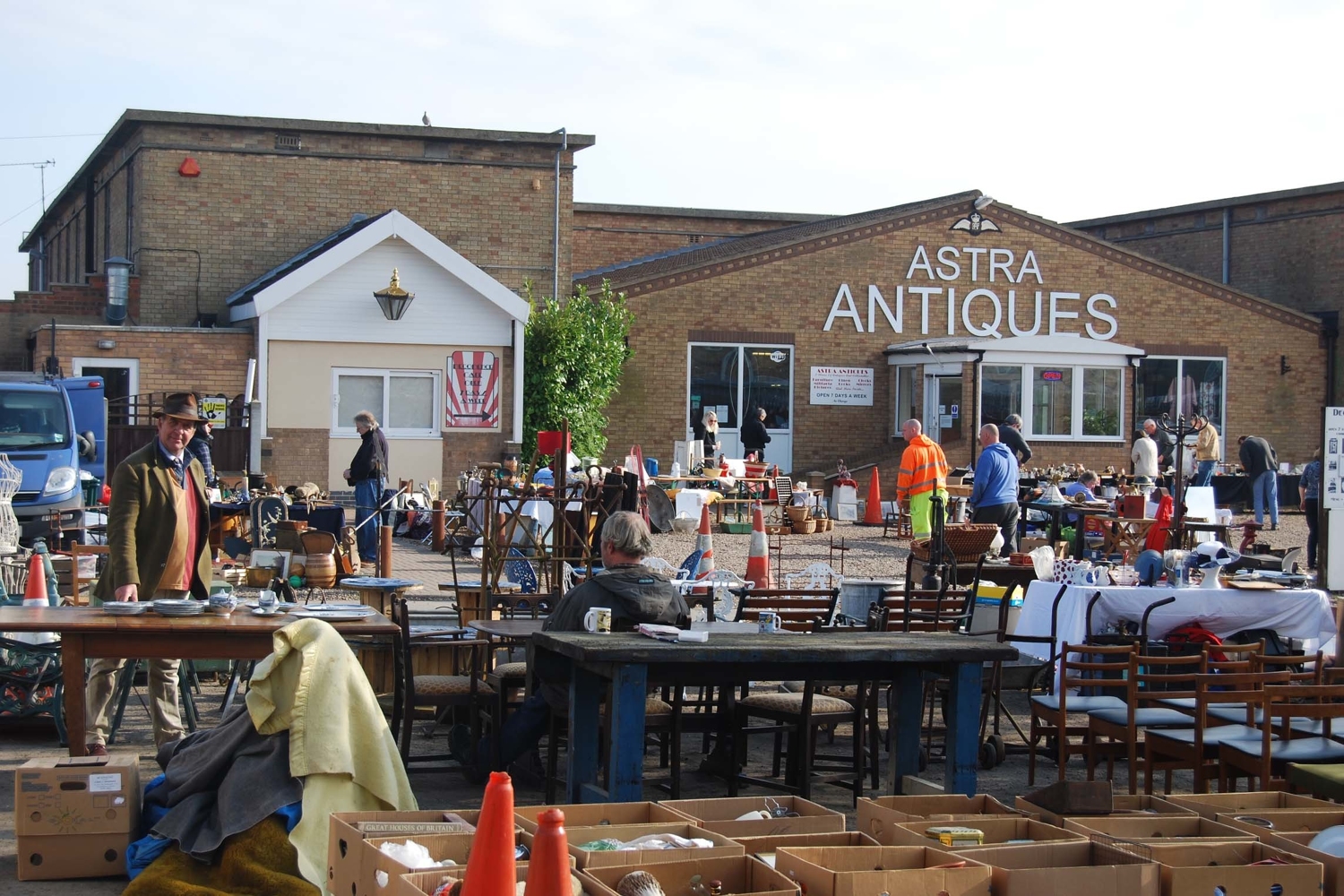 Astra Antiques Fairs 2024 main picture