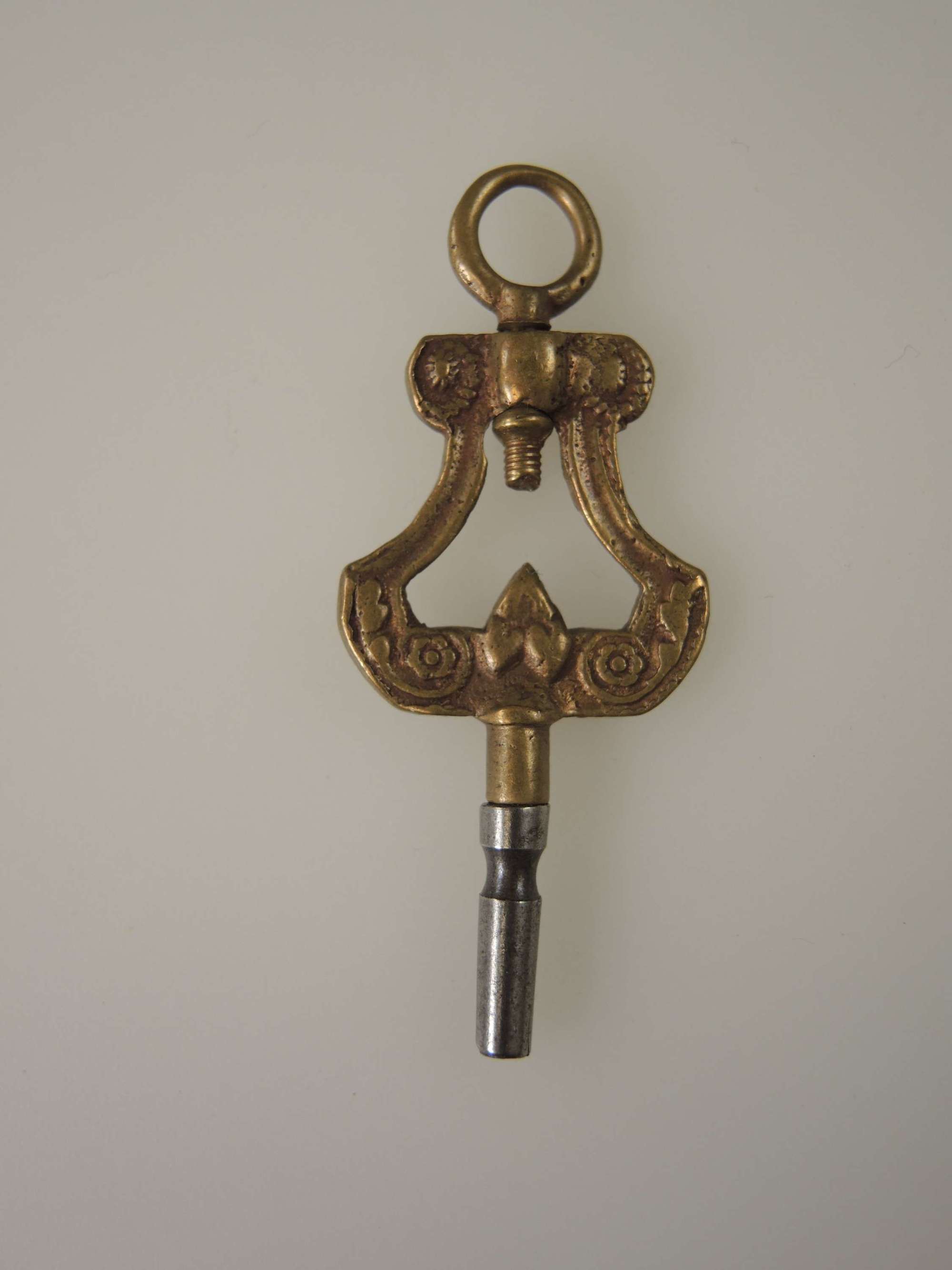 Early French gilt pocket watch key c1790