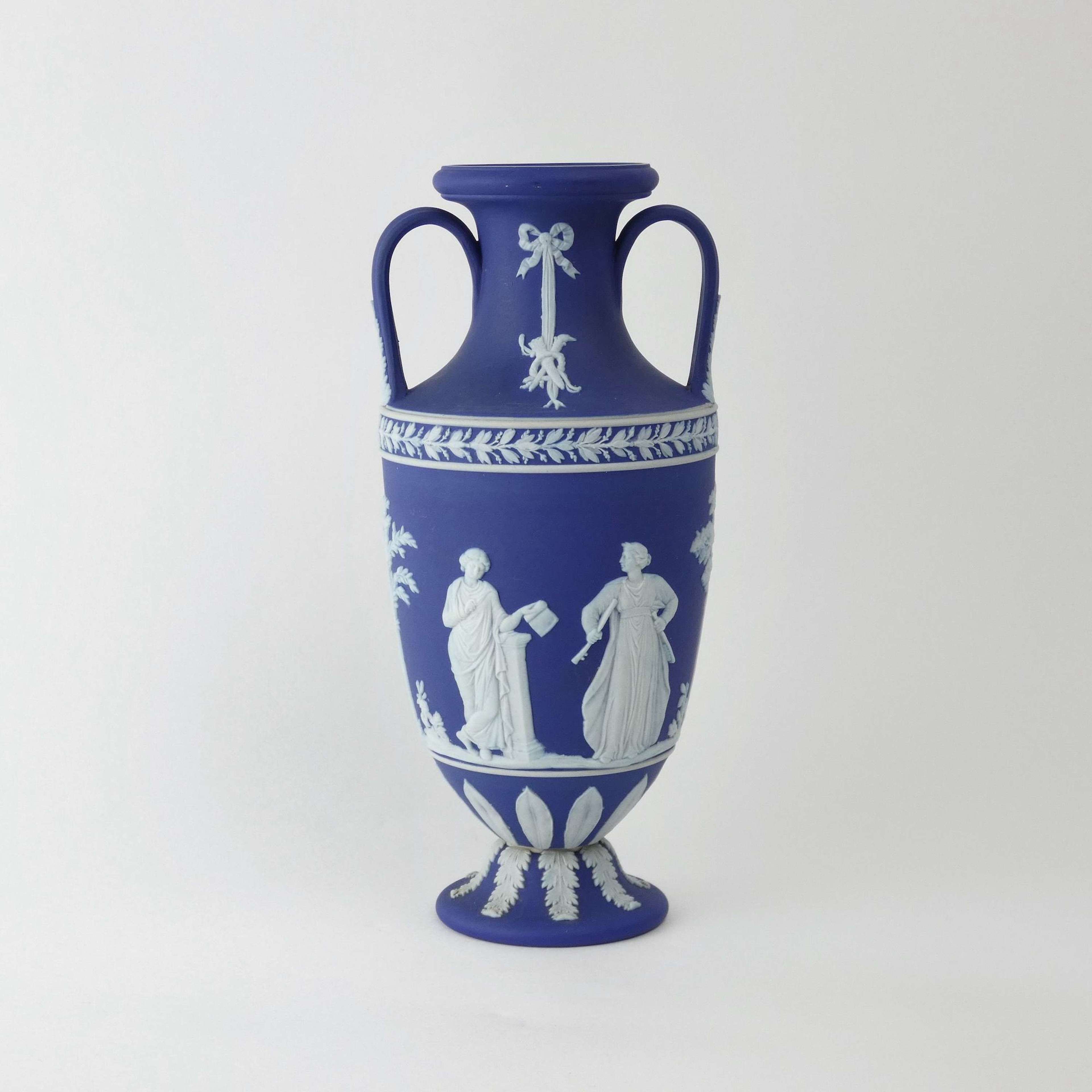 Wedgwood blue vase stickpin