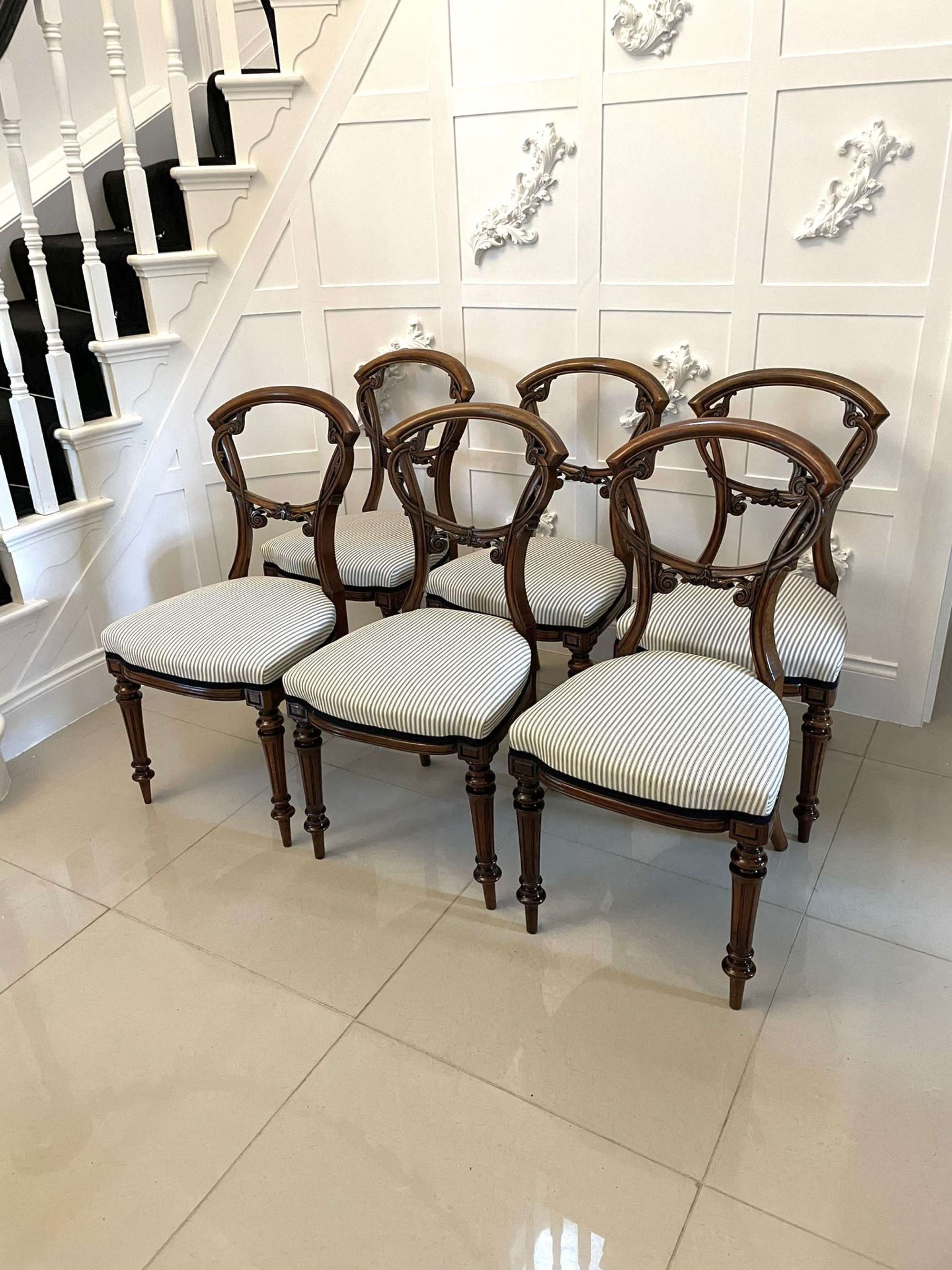 Fine Quality Set of 6 Antique Quality Carved Walnut Dining Chairs