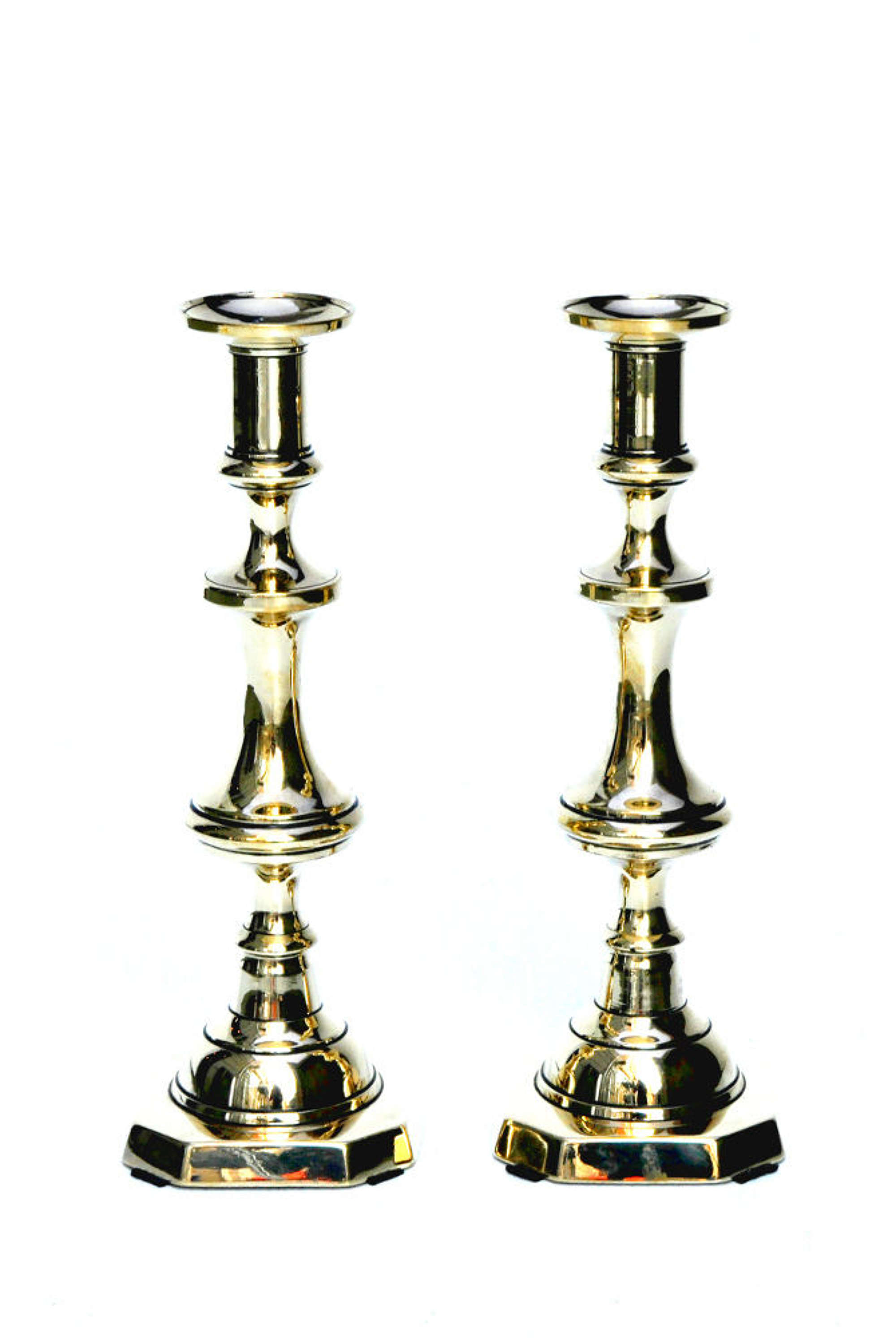 19th Century Victorian Pair Of Lovely Polished Brass Antique Candlesticks