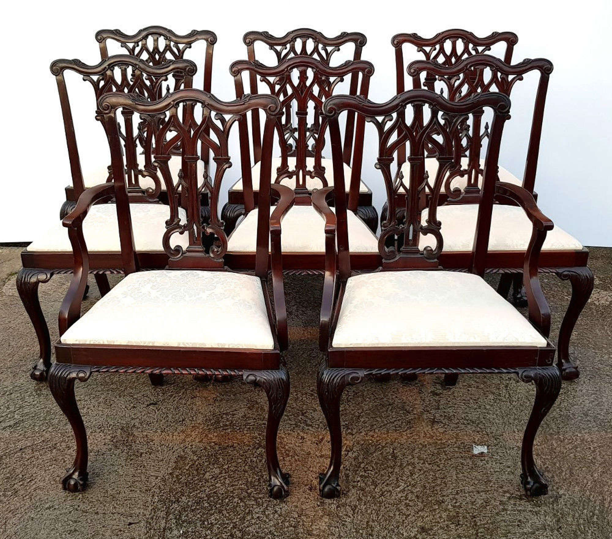 Good Quality Set Of 8 Edwardian Solid Mahogany Chippendale Style Dinin