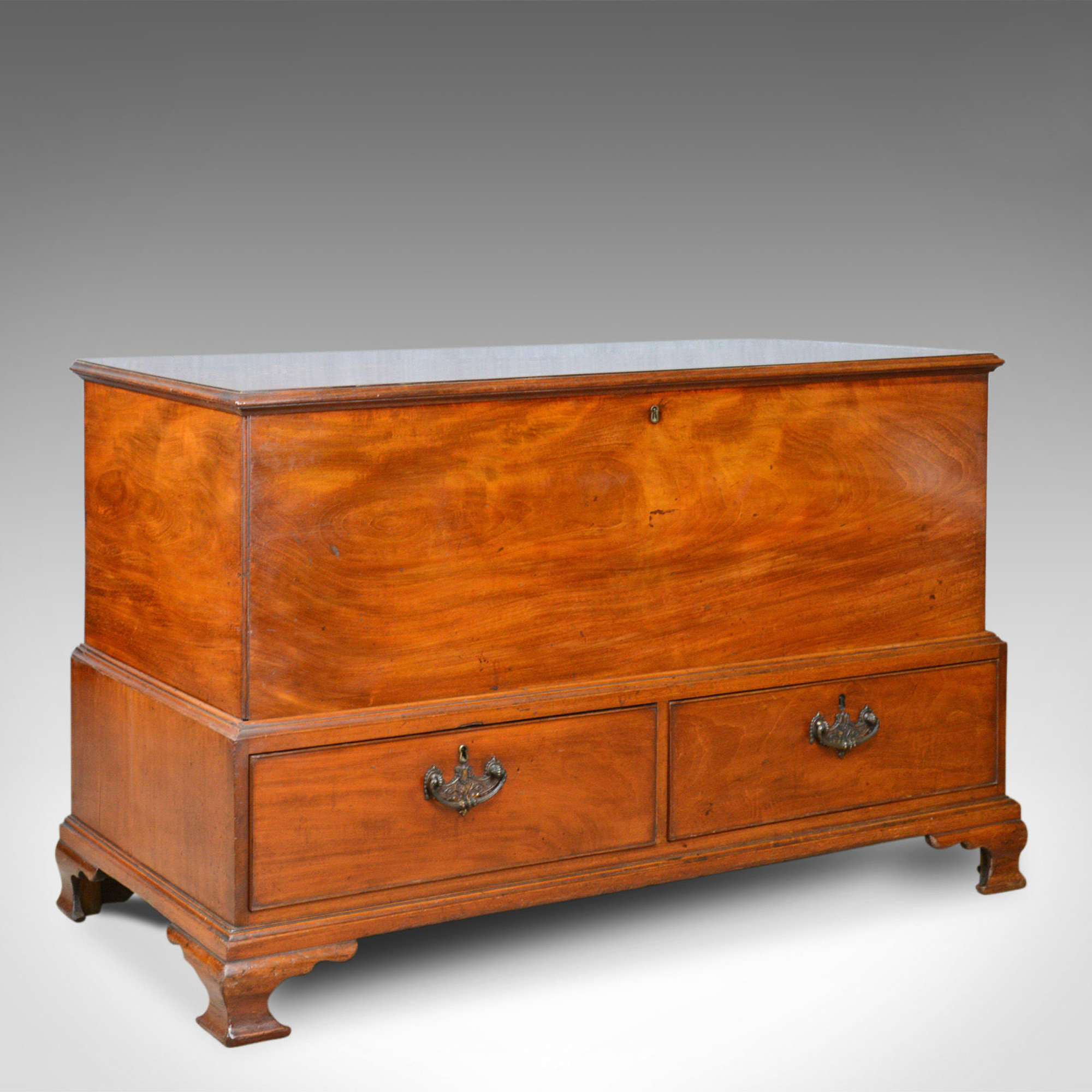 Antique, Mule Chest, English, Georgian Housekeepers Trunk, Mahogany C.1780