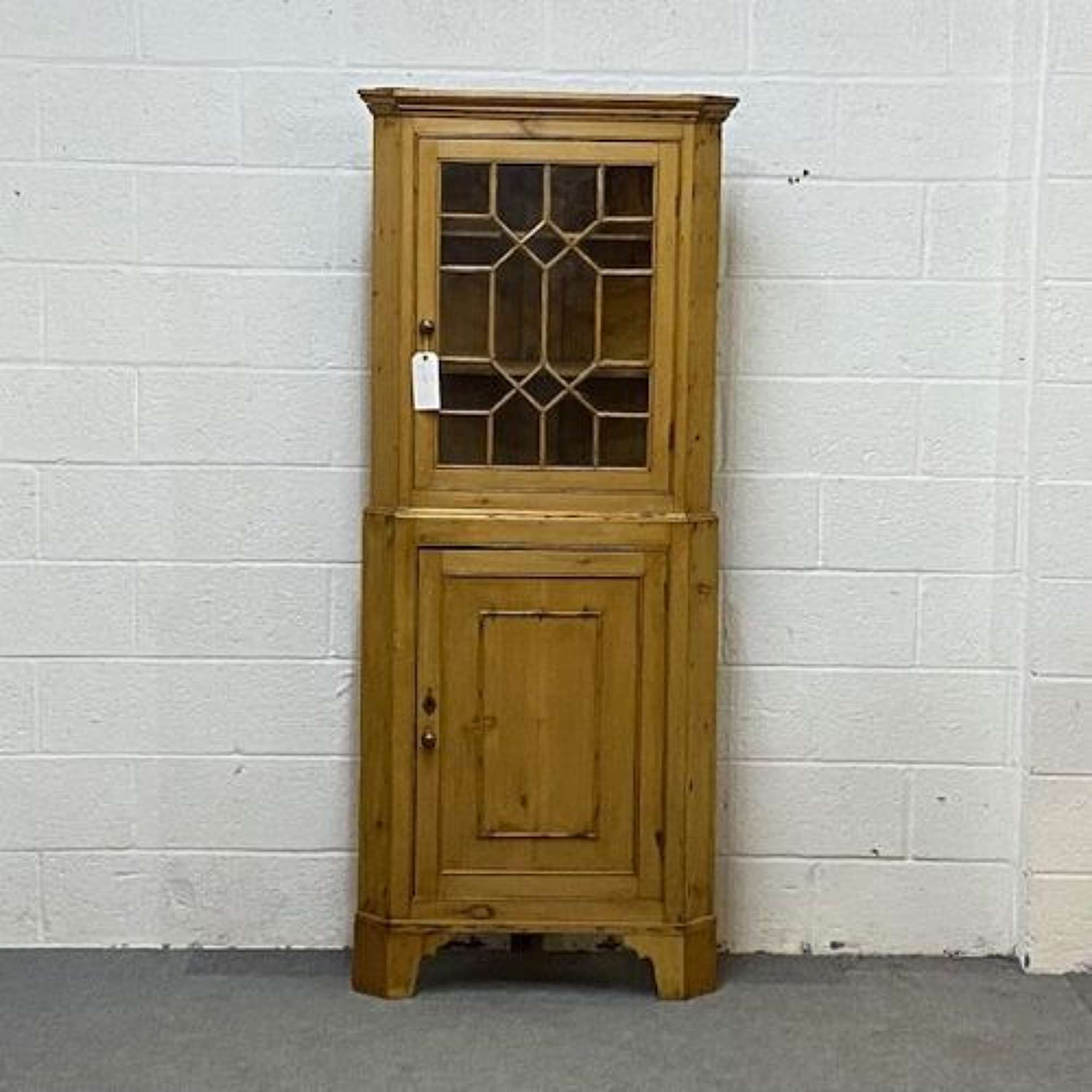 Late Georgian Partly Glazed Pine Corner Cabinet (k9700e)