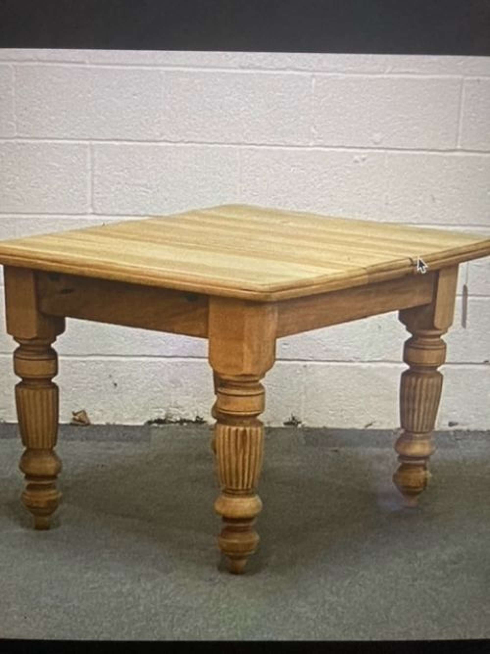English Victorian Pine Farmhouse Antique Kitchen Table With Extendable Top