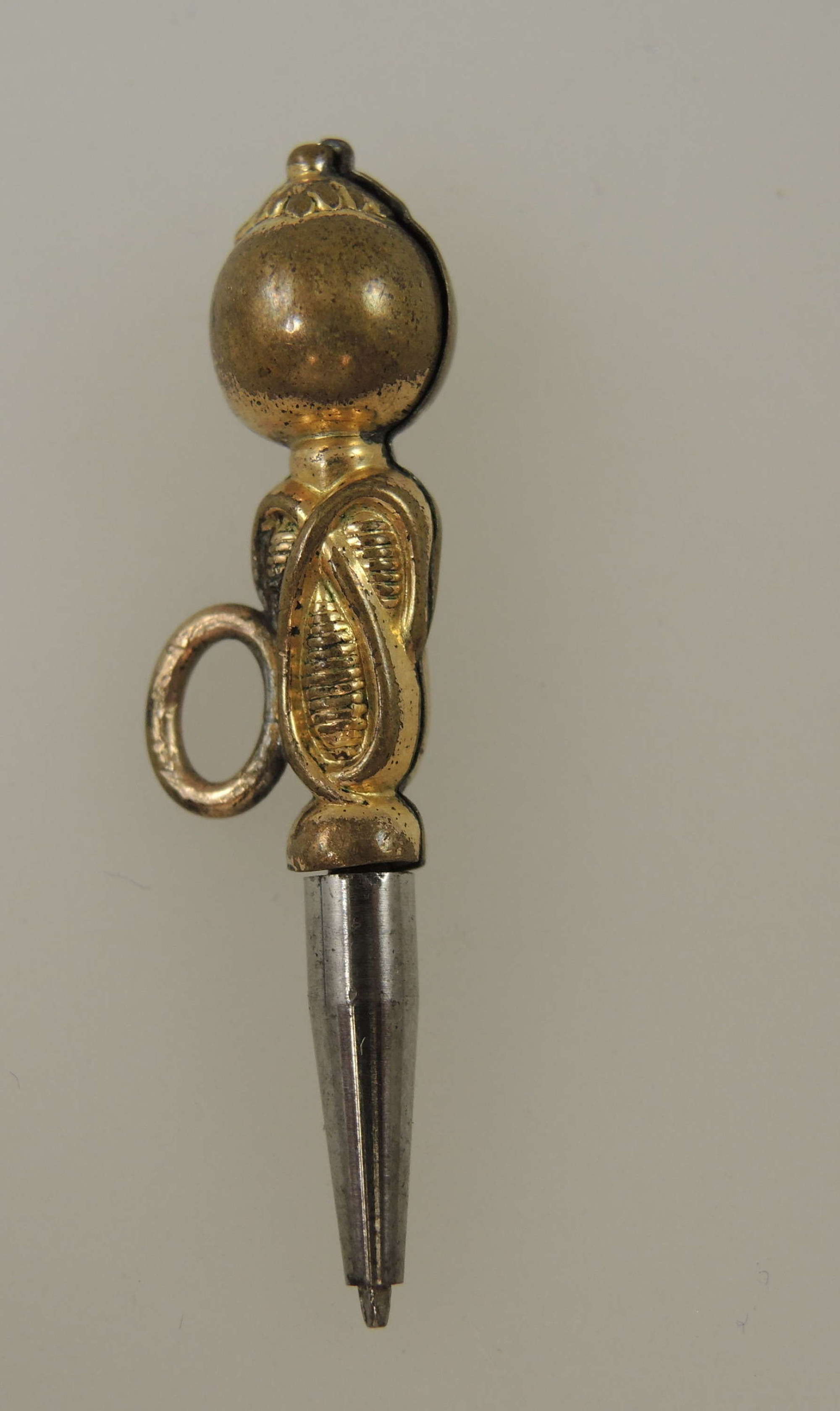 Rare pocket watch key with 000 sized female winding c1820