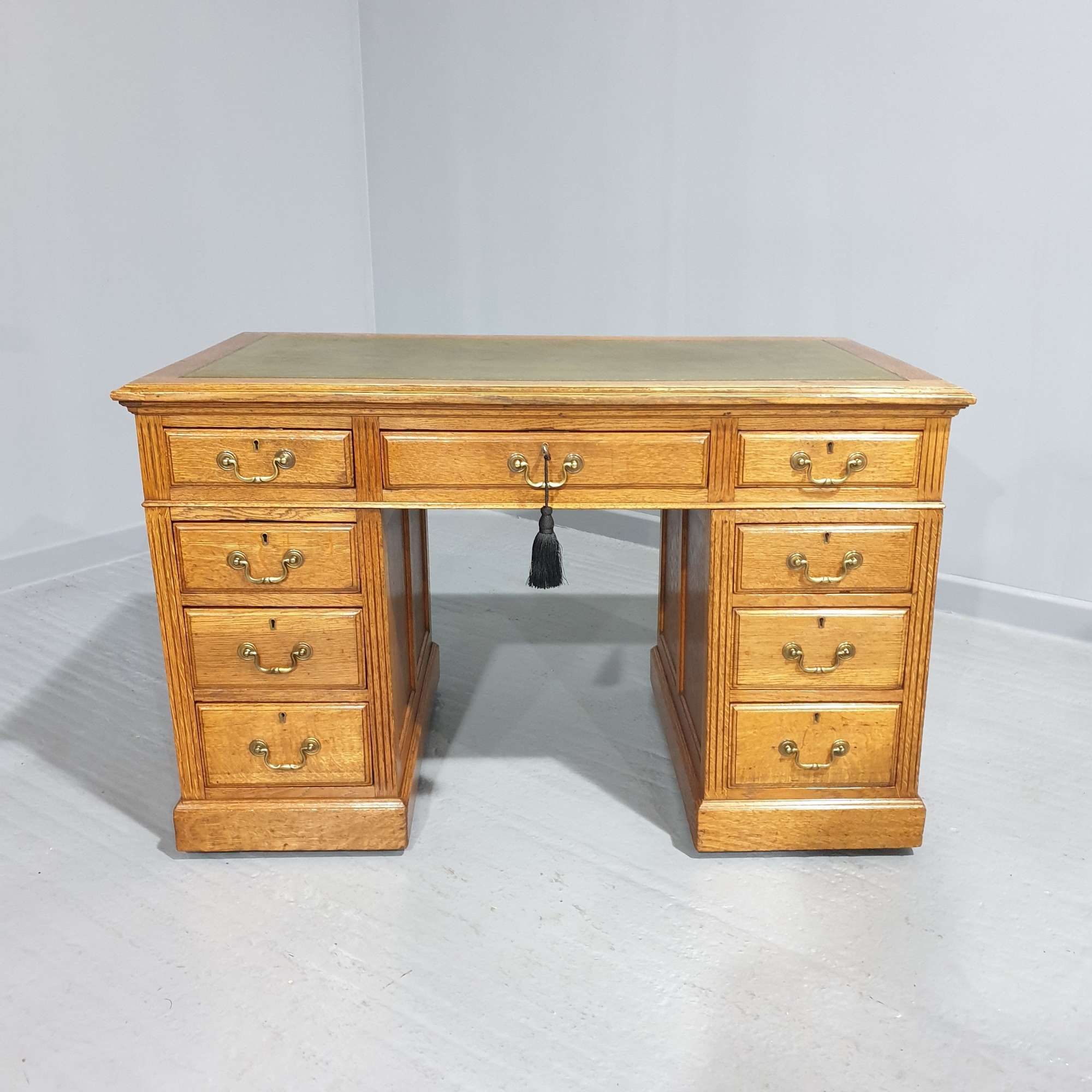 Solid Oak Victorian Pedestal Desk