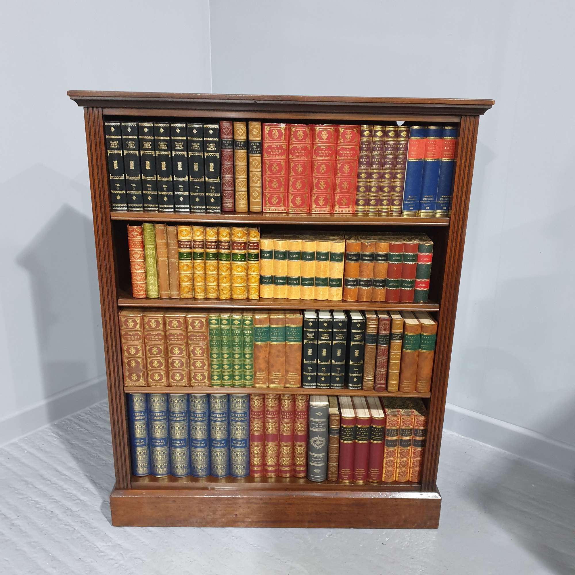 Victorian Mahogany Open Adjustable Antique Bookcase