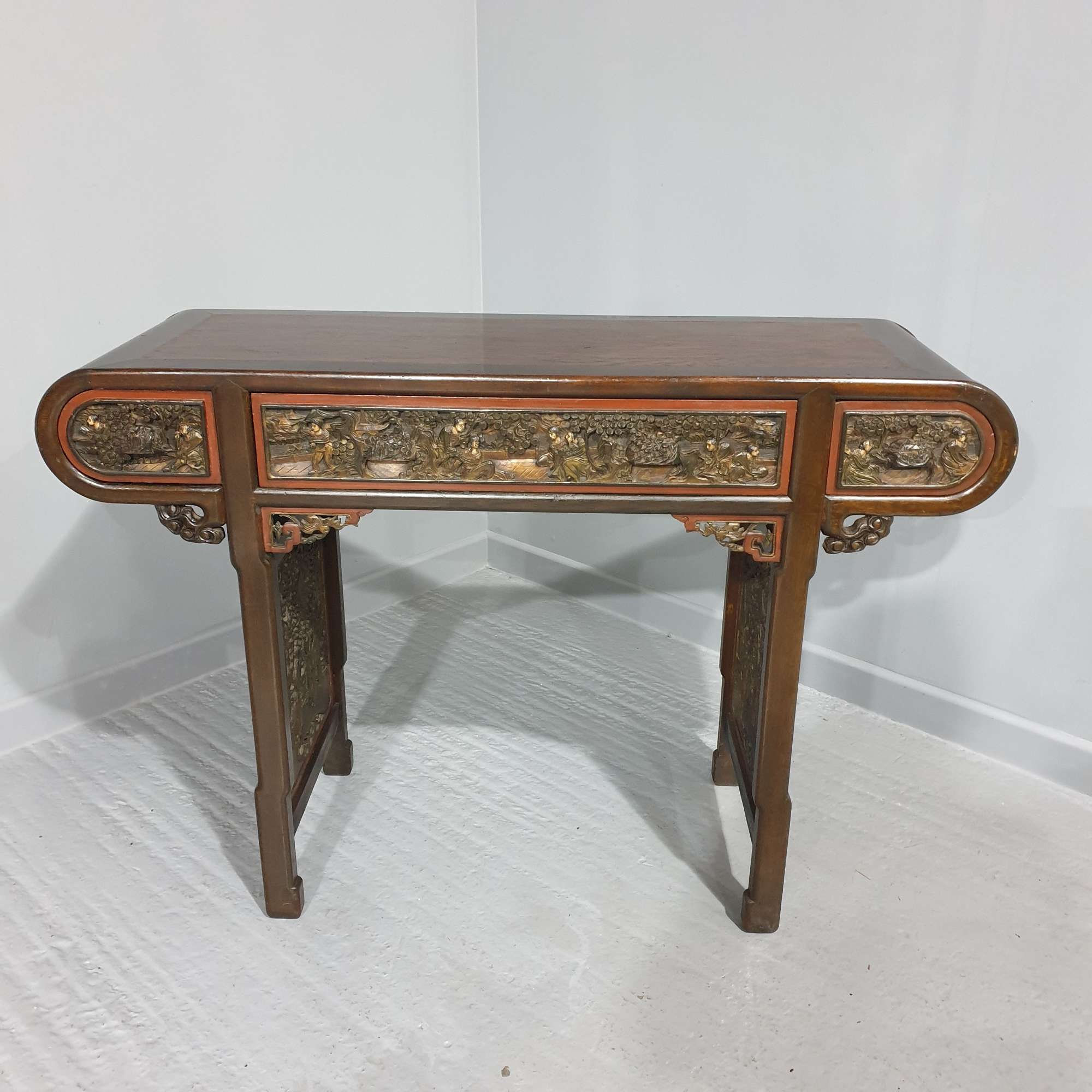 A Superb Oriental Carved Alter Or Antique Console Table