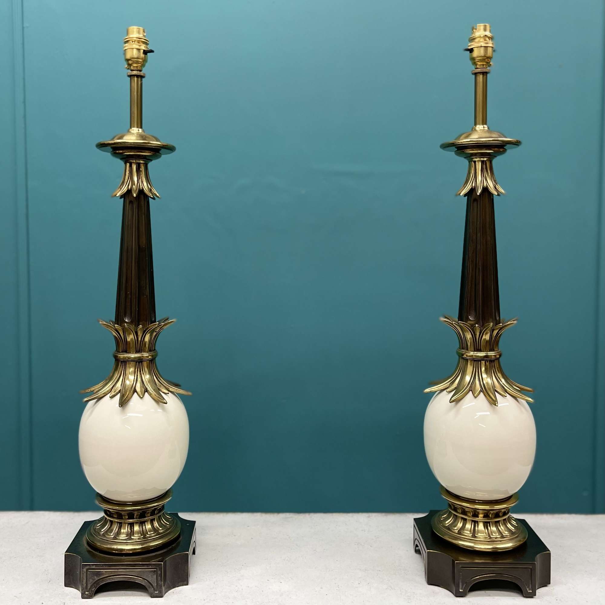 Impressive pair of faux ostrich egg lamps