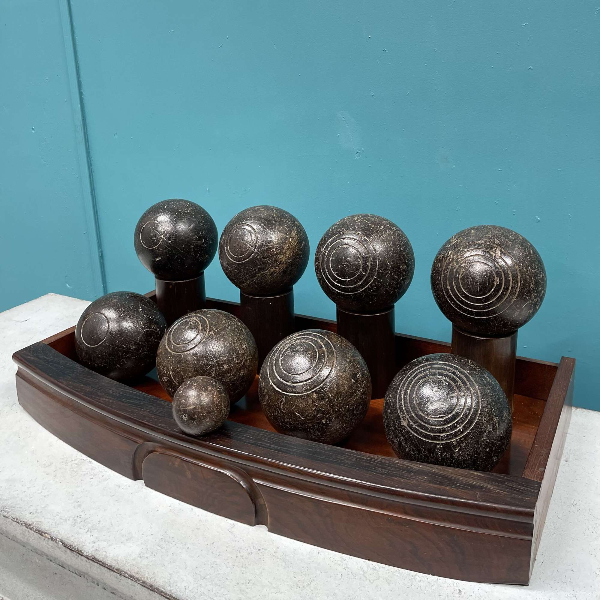 French pétanque boules in lignum vitae with box