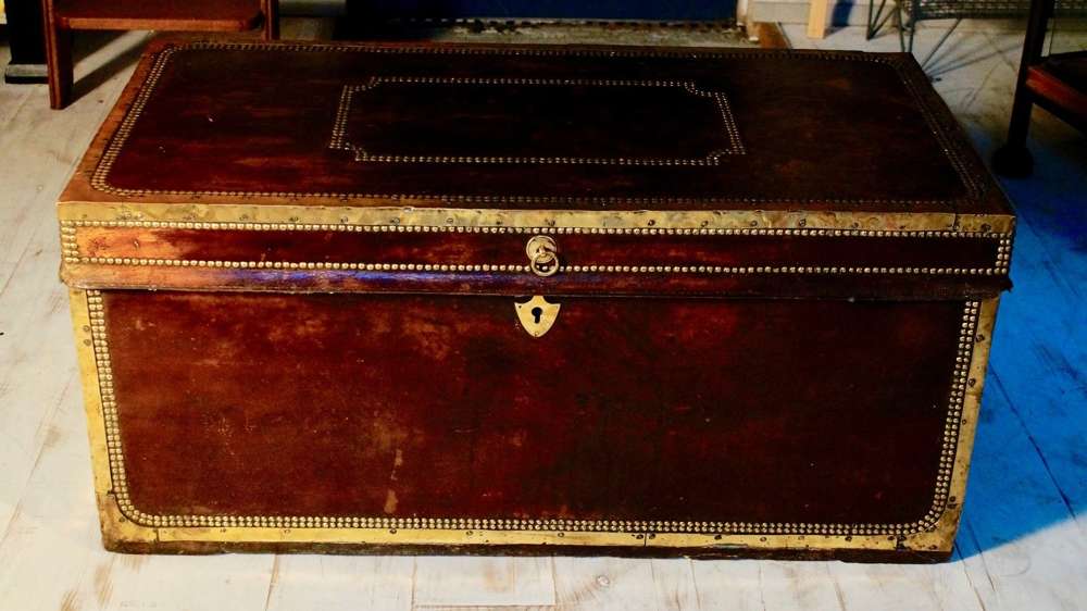 Georgian Vellum Coaching Trunk