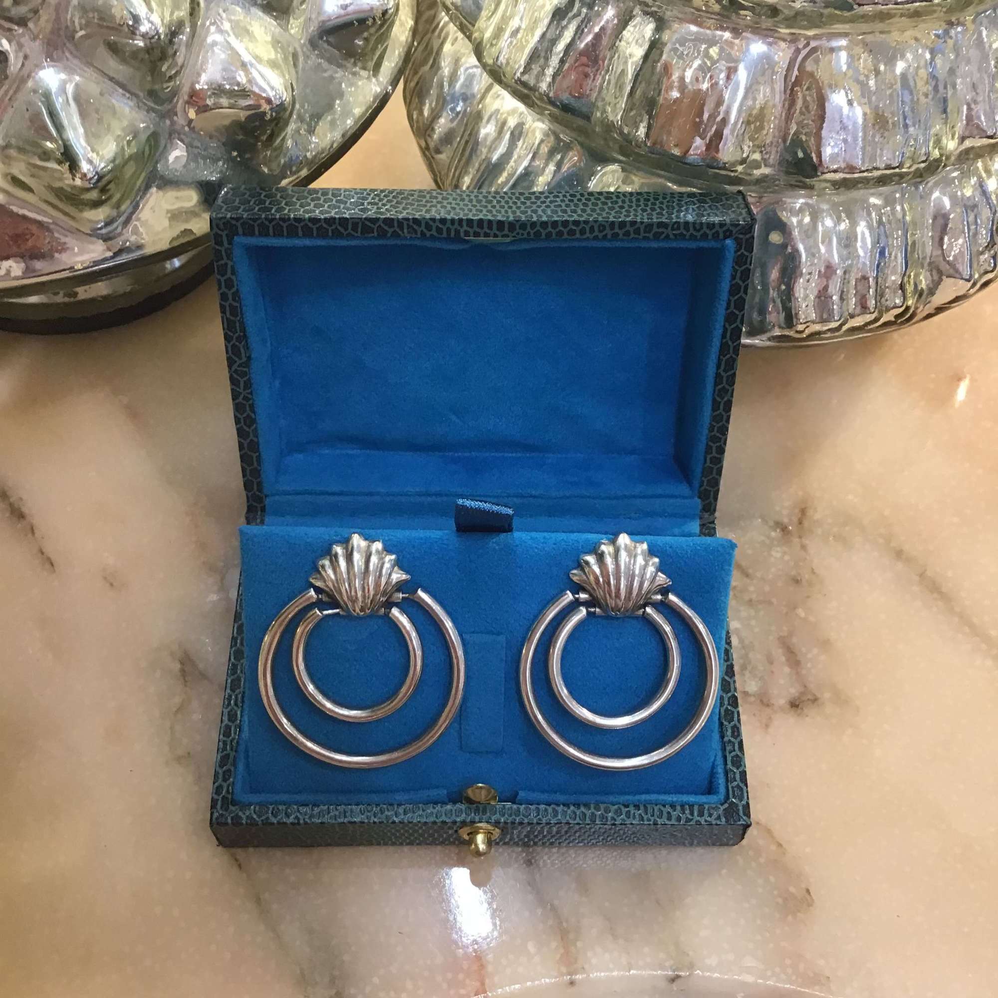 Vintage silver shell and hoop post earrings