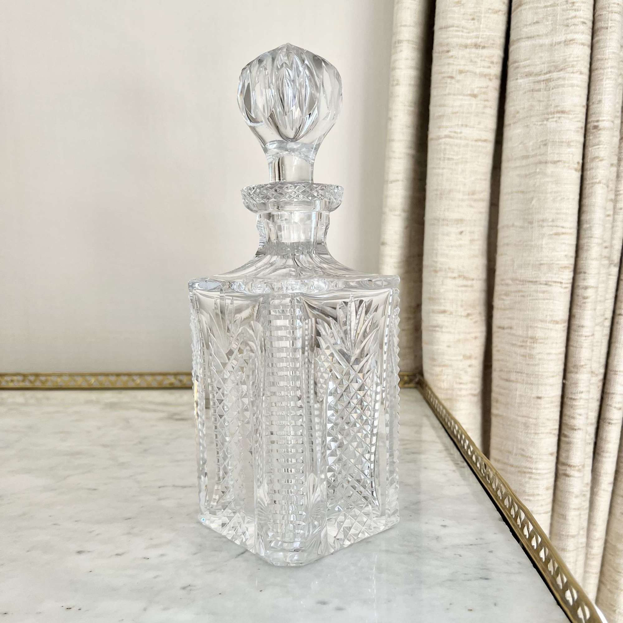 Pineapple Cut Crystal Whiskey Decanter & Stopper