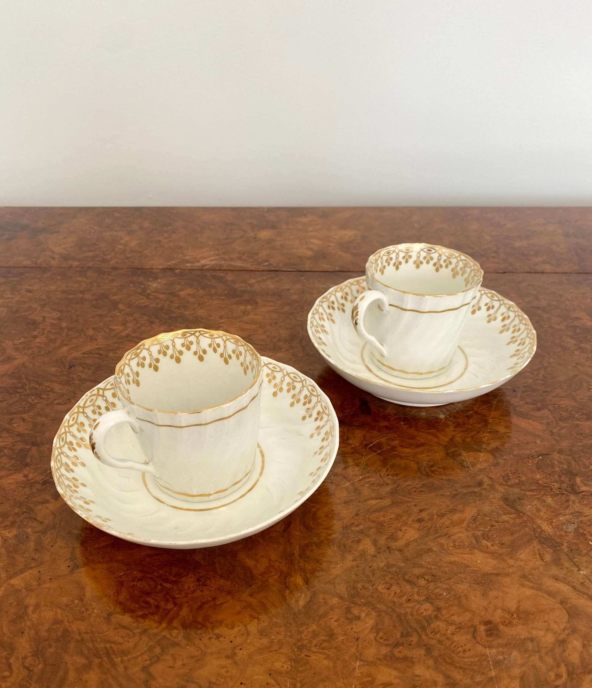Quality Pair Of 19th Century Teacups & Saucers