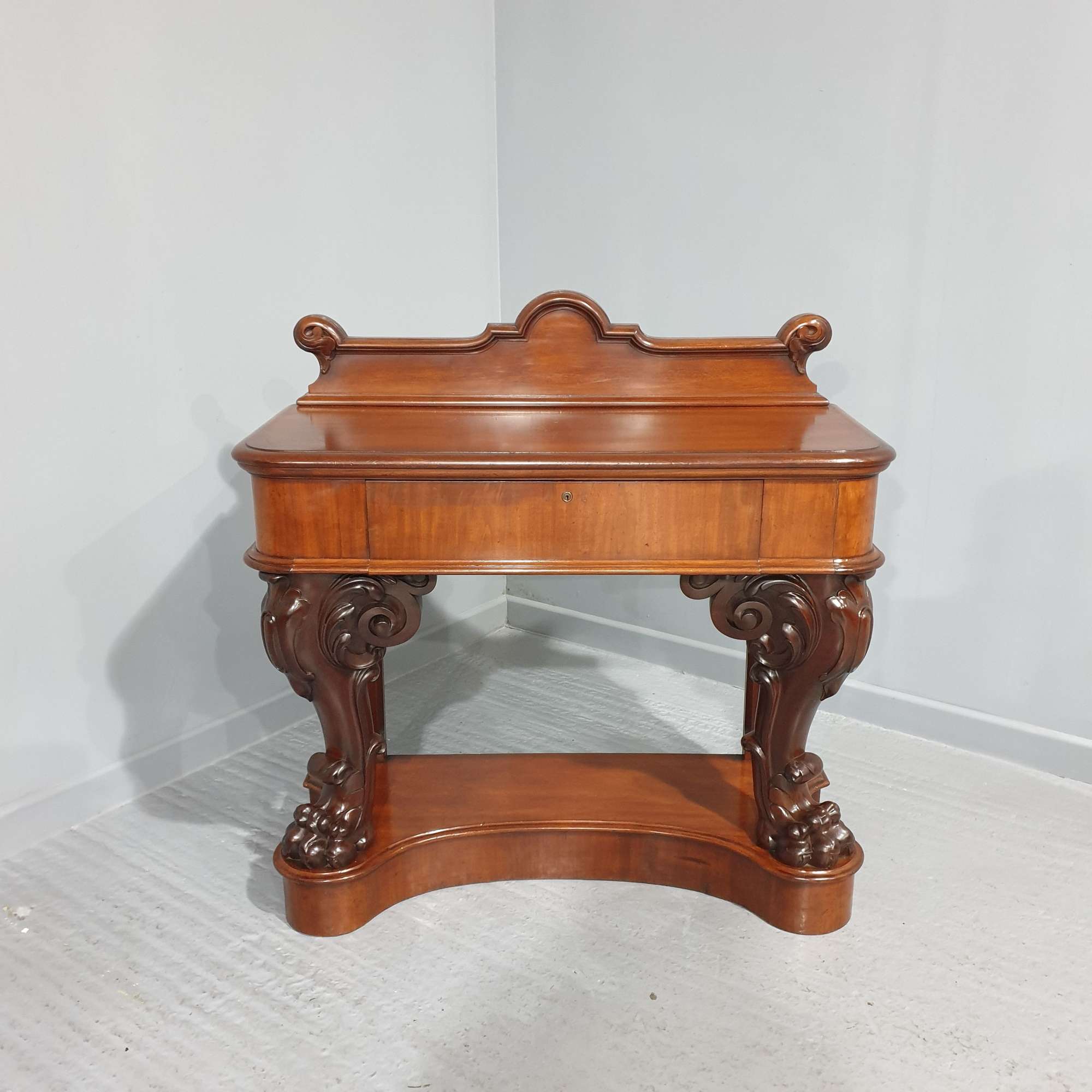 Superb Victorian Mahogany Antique Console Table