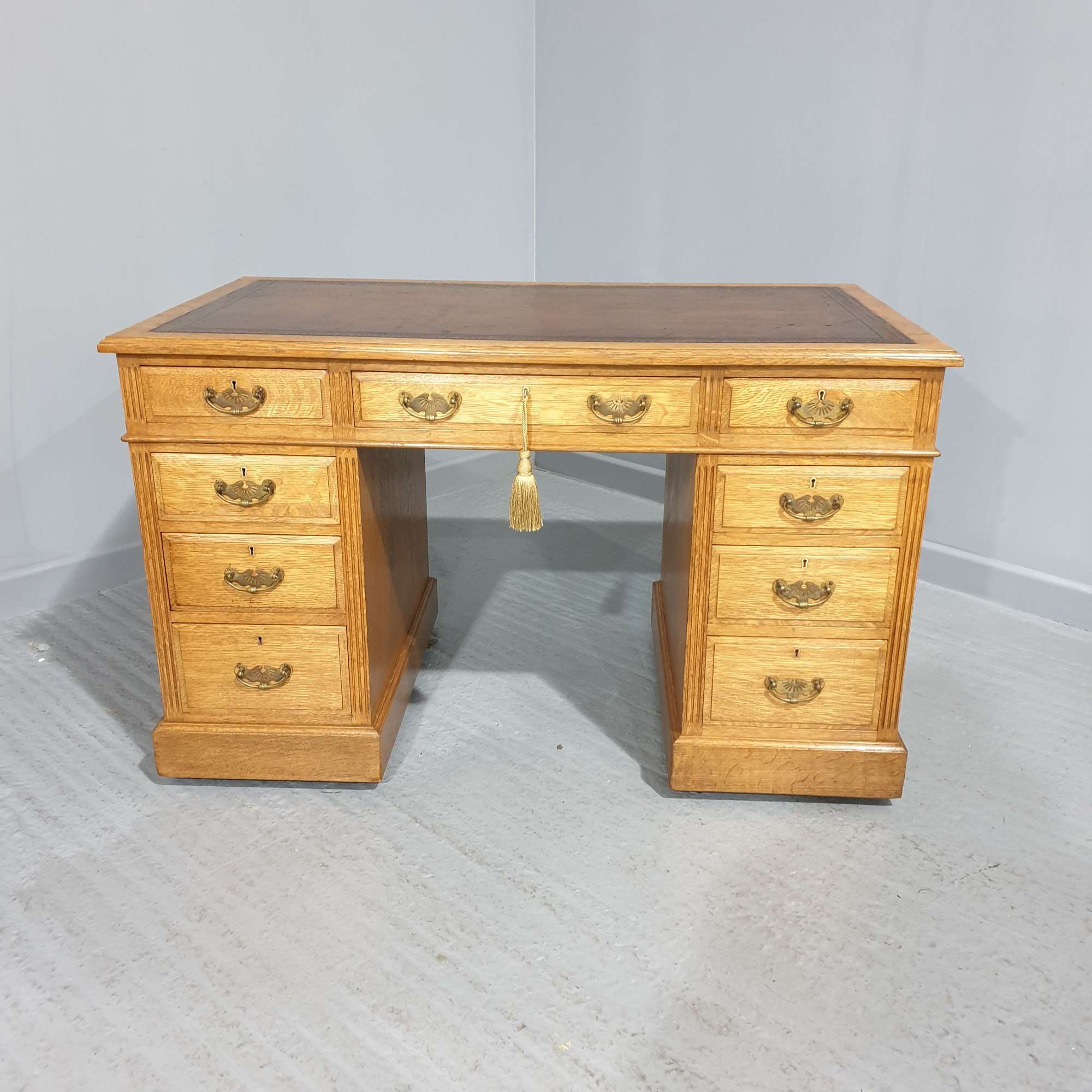 Wonderful  Golden Oak Pedestal Desk