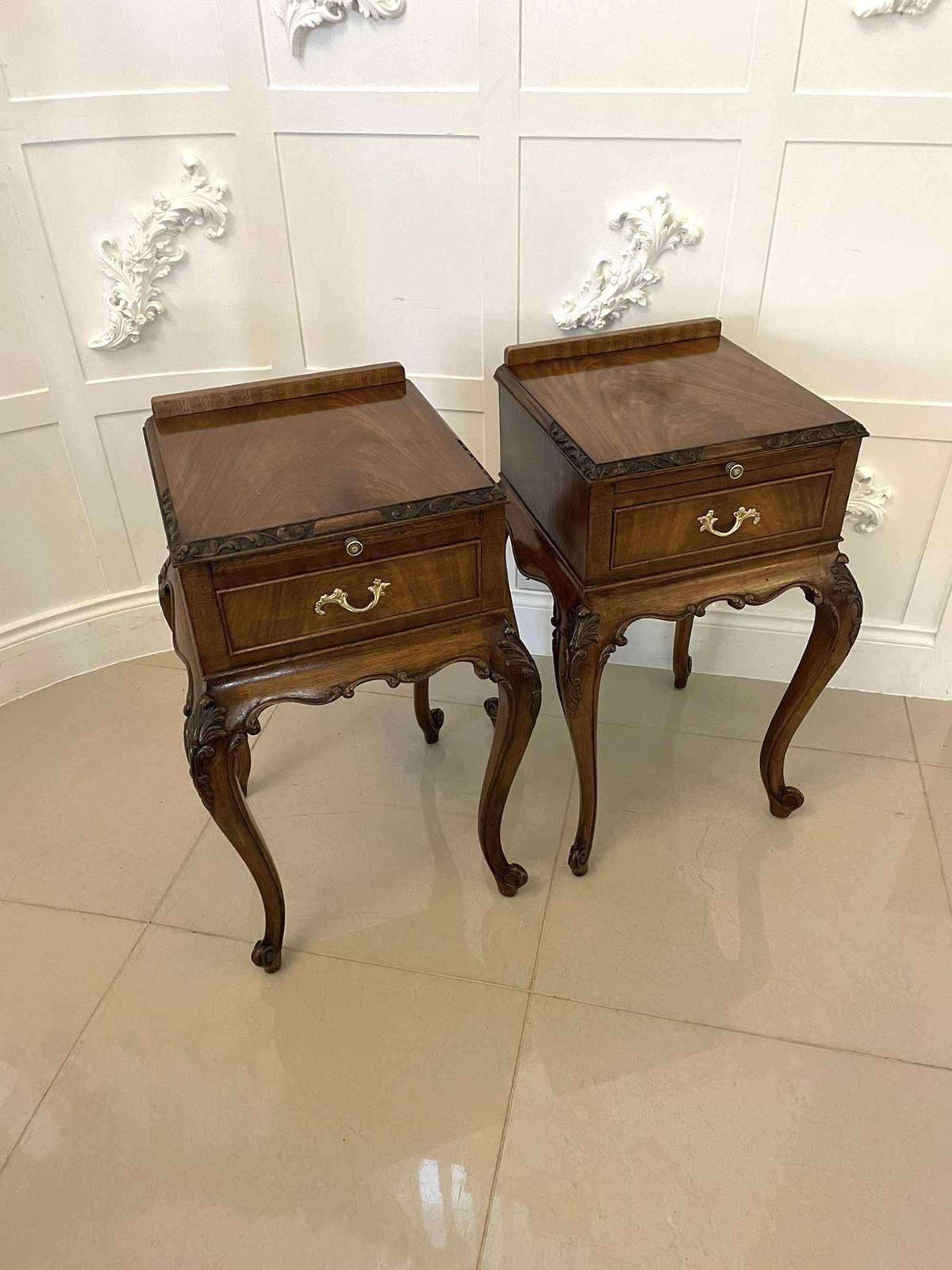 Pair Of Antique Quality Figured Mahogany Bedside Tables