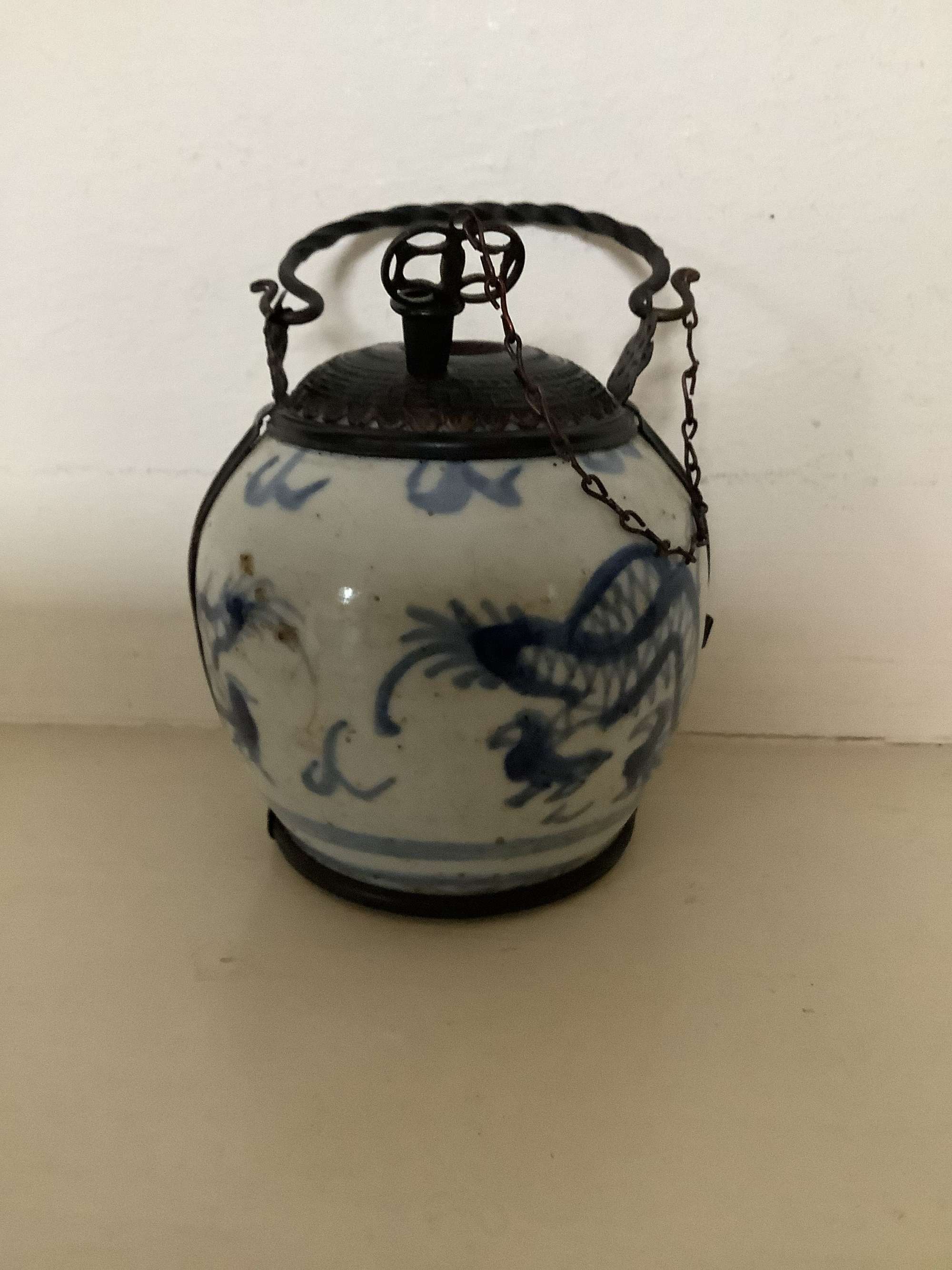 A small Chinese porcelain opium pot Circa 19th century