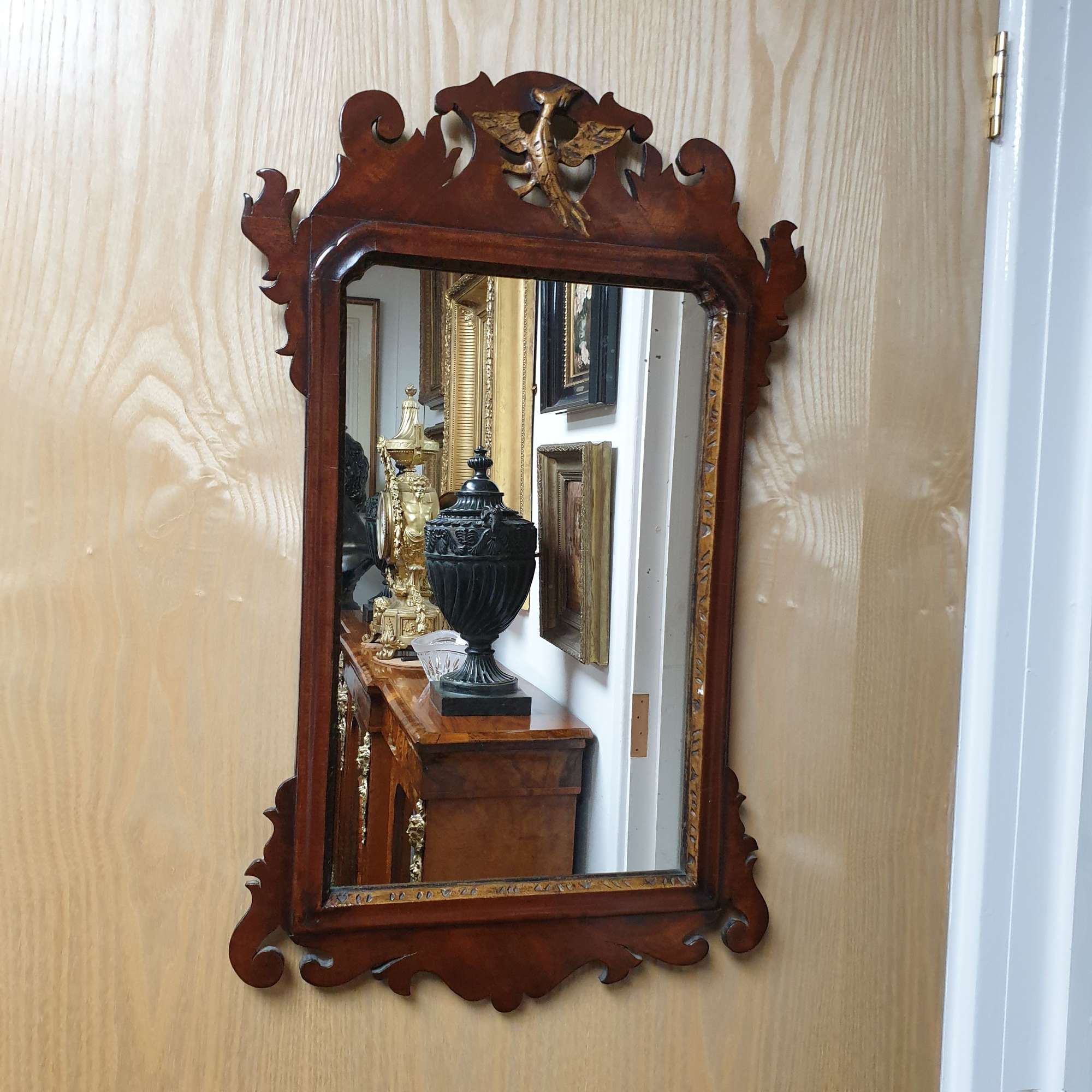 Fine Georgian Mahogany Antique Mirror