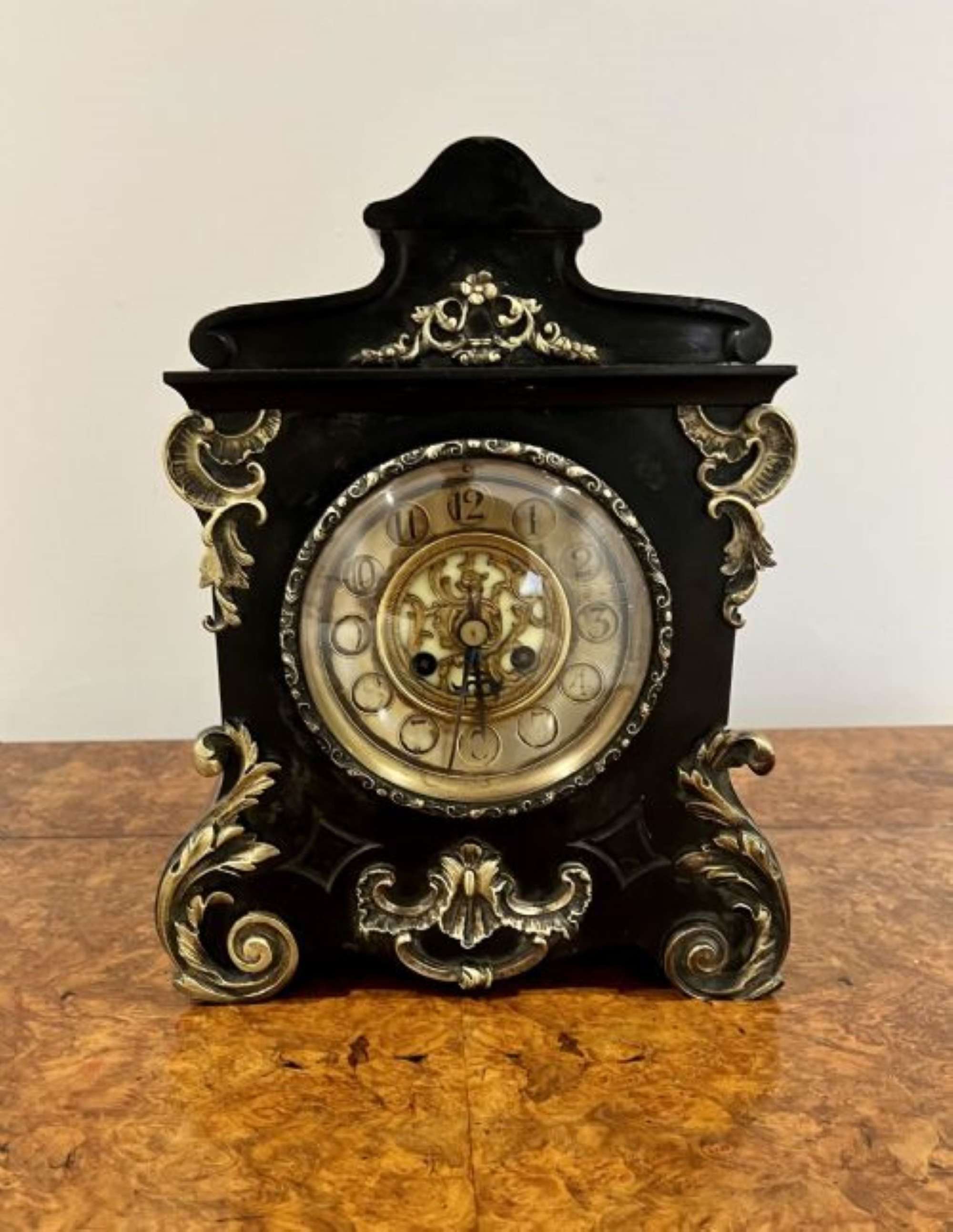 ANTIQUE VICTORIAN QUALITY MARBLE EIGHT DAY MANTLE CLOCK