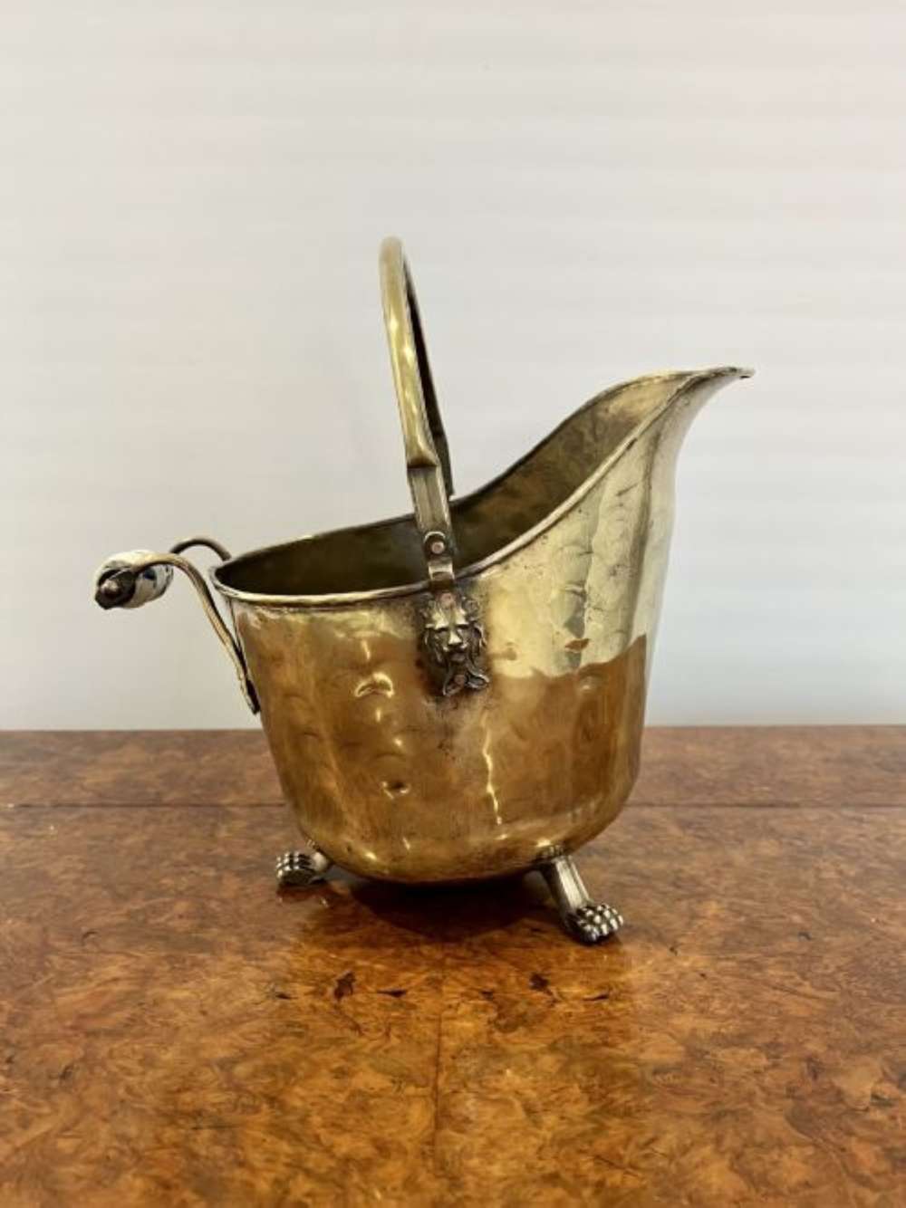 Quality Antique Victorian Brass Coal Scuttle