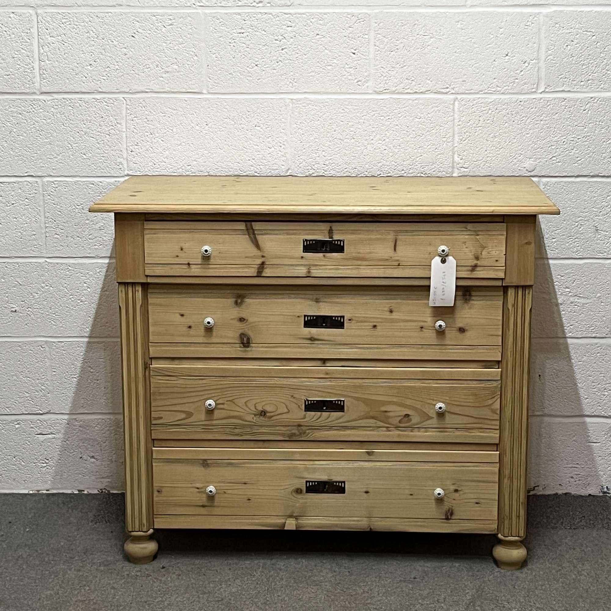 Antique Pine 4 Drawer Chest Of Drawers