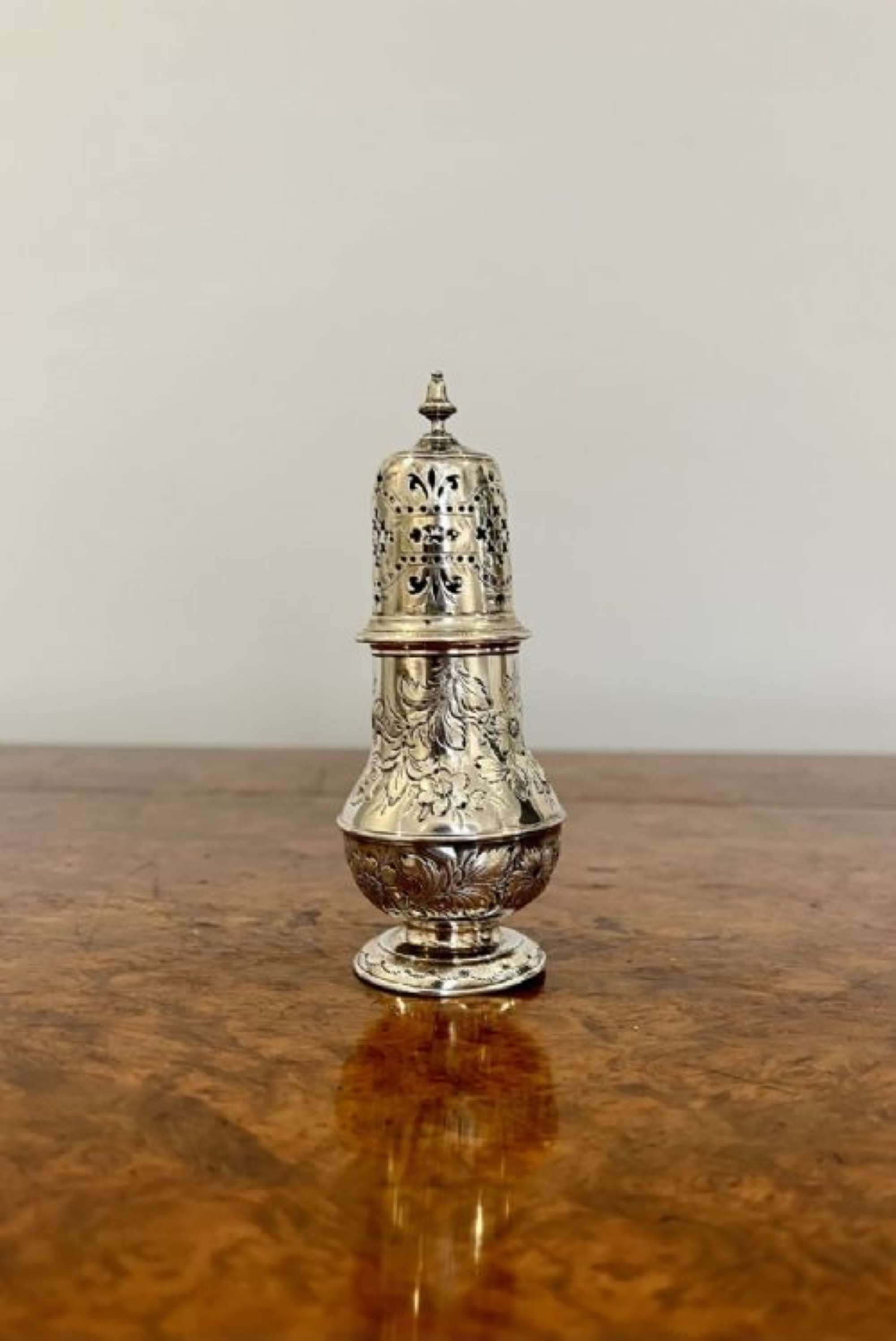 Quality Antique George Iii Hallmarked Silver Sugar Sifter