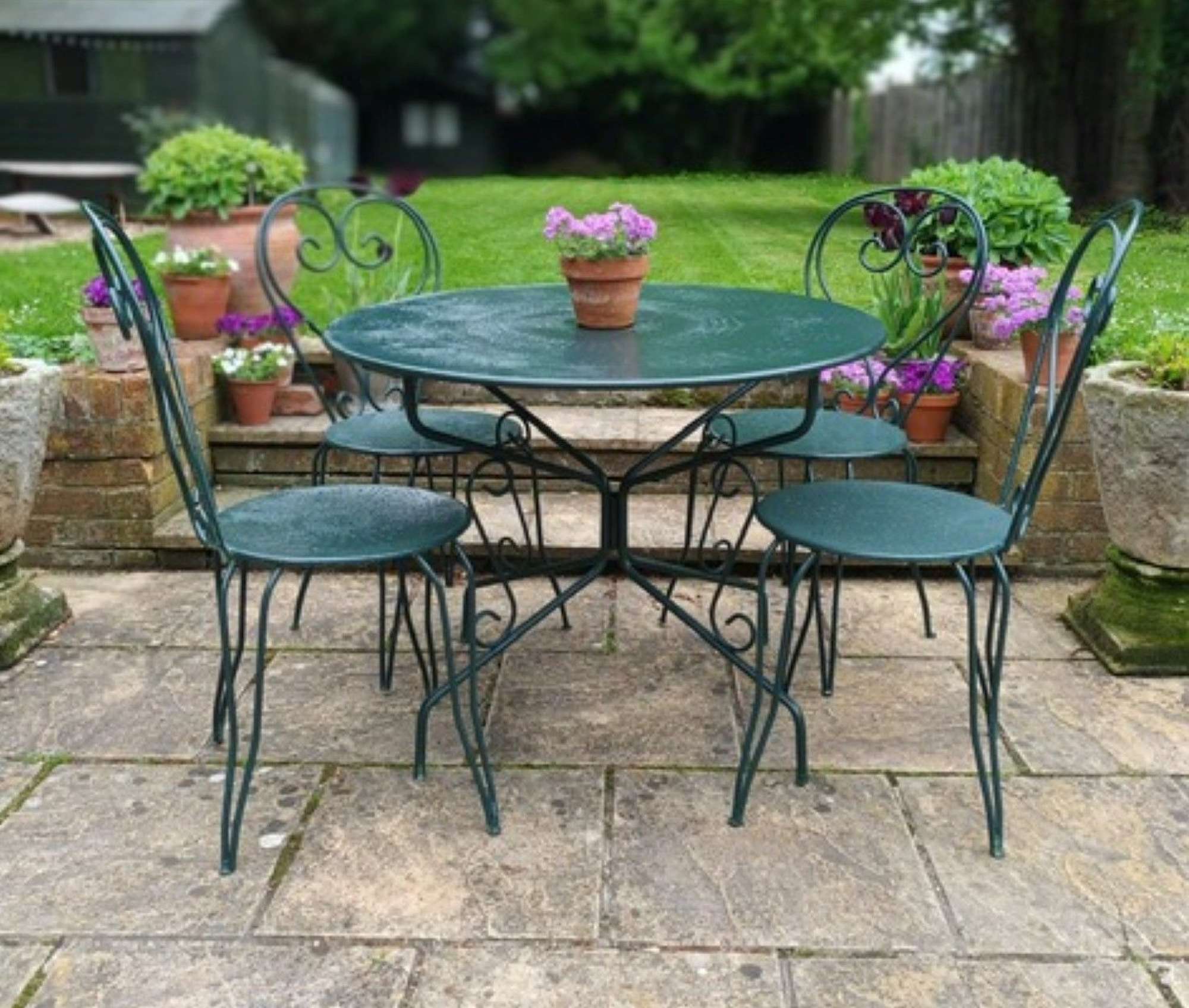 French Garden Set of Table and Four Chairs