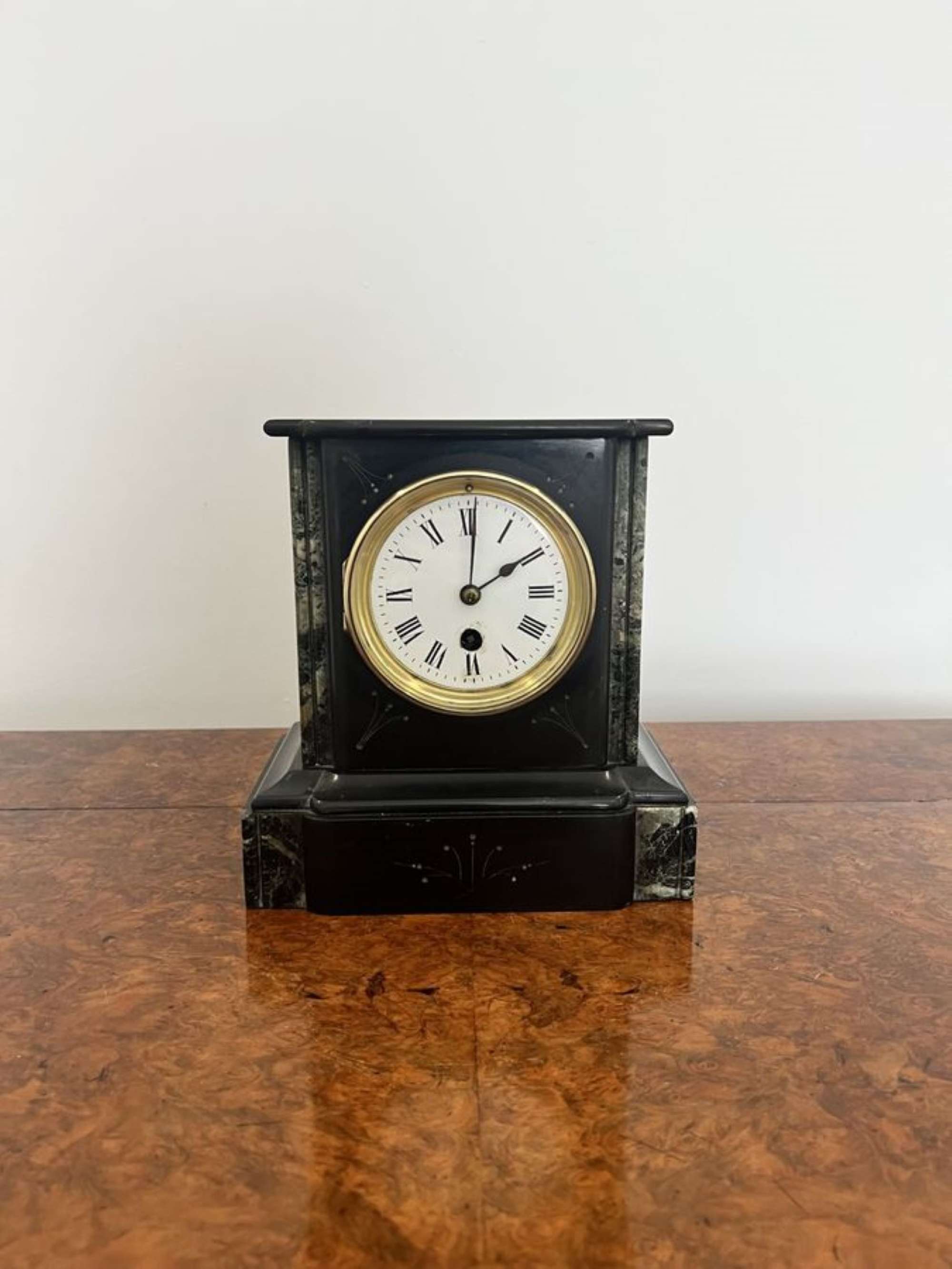 Elegant antique Victorian mantle clock