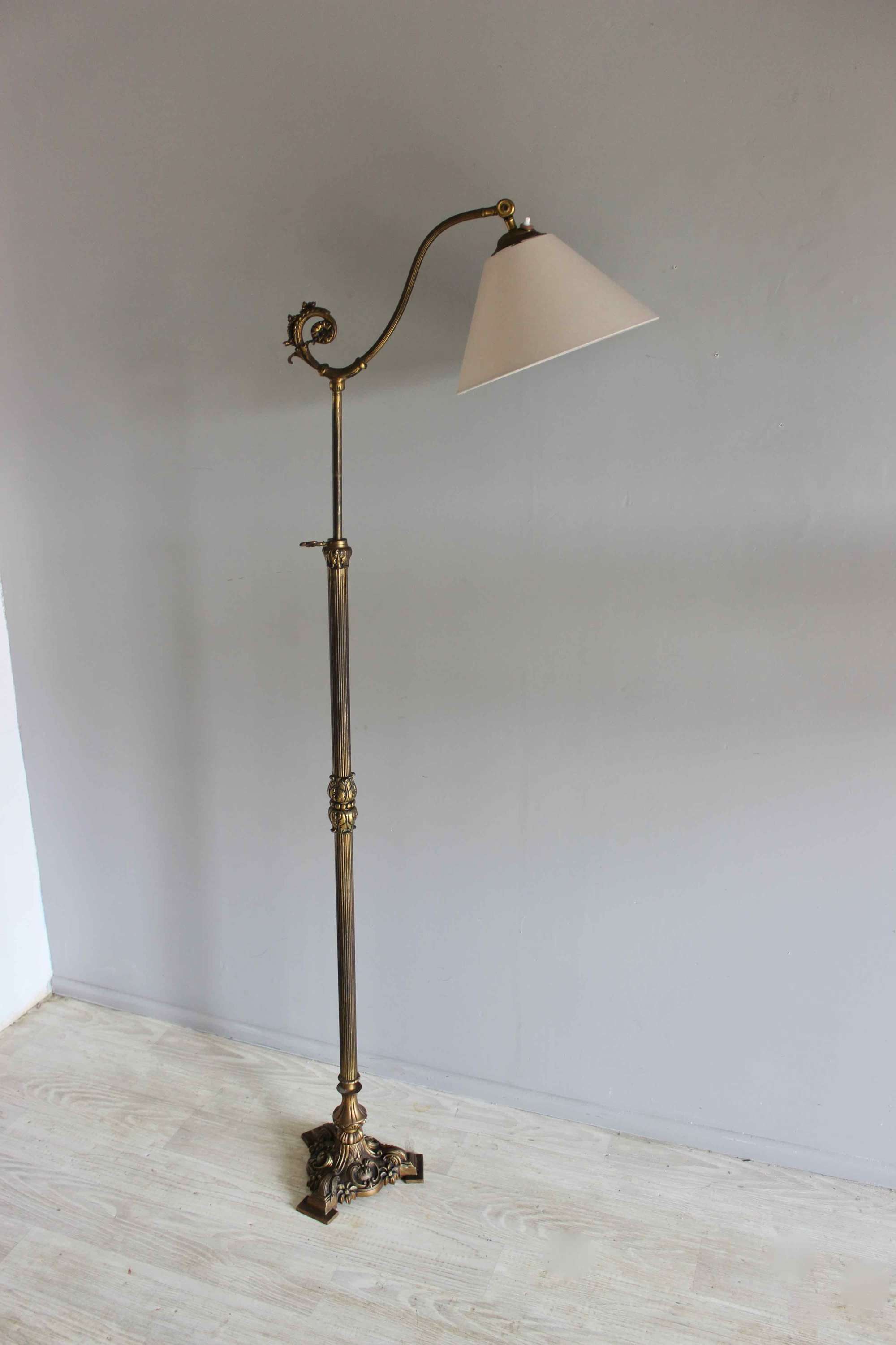 Country house adjustable brass  reading lamp