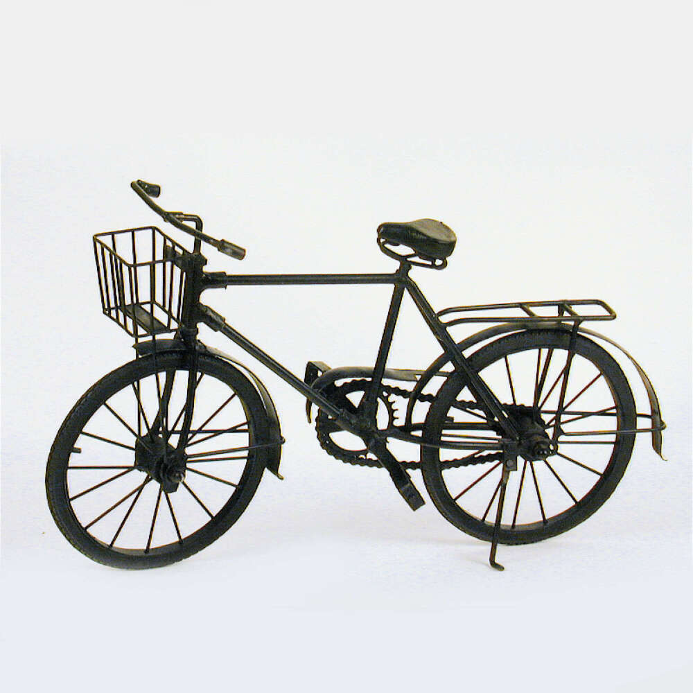 Scratch built scale model of a bicycle