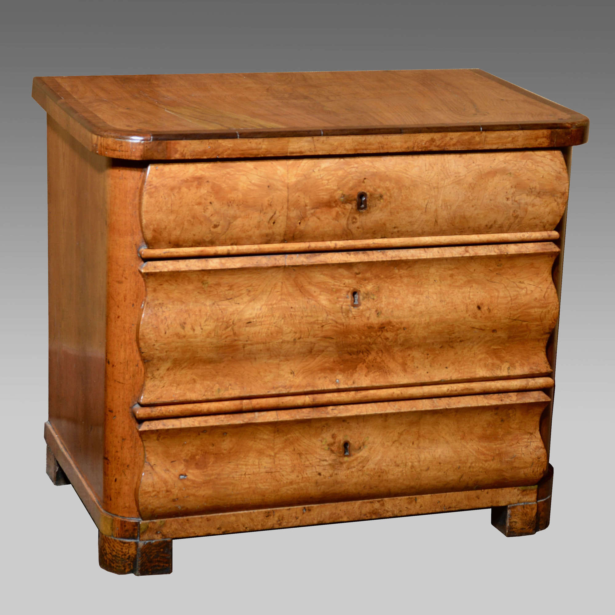 Small 19th century Scandinavian ash chest of drawers