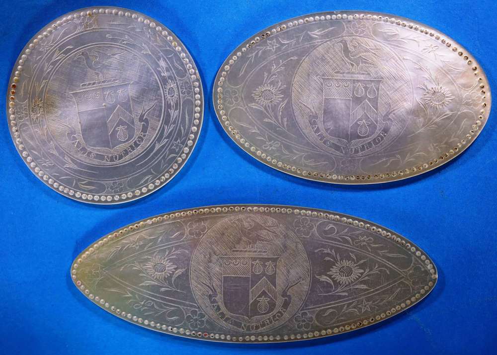 Set of three shapes with full arms etc for SIMPSON