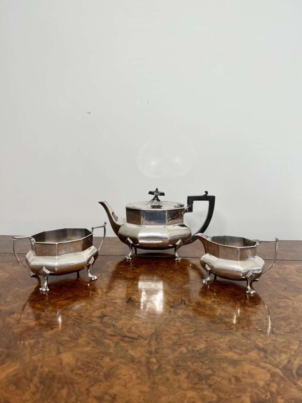 Stunning Quality Antique Edwardian Silver Plated Three Piece Tea Set