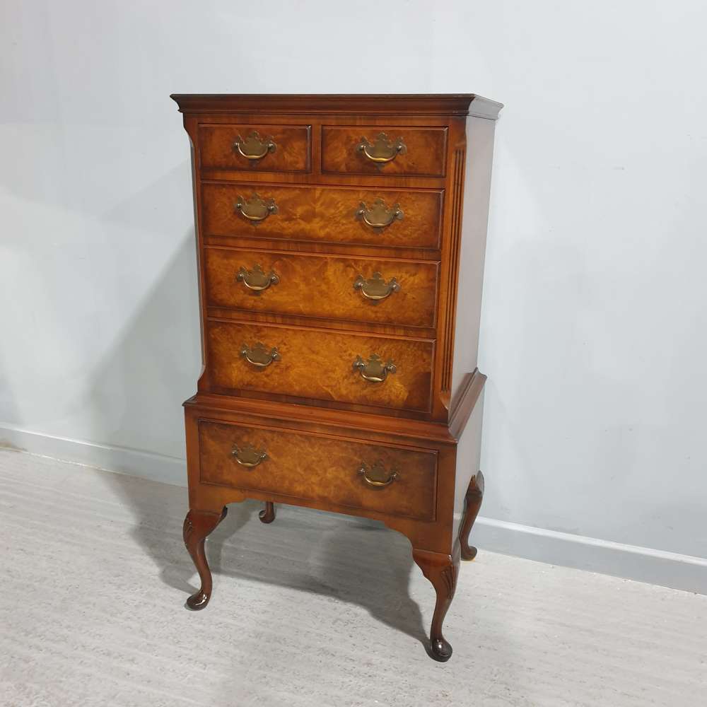 Burr Walnut Chest Of Drawers