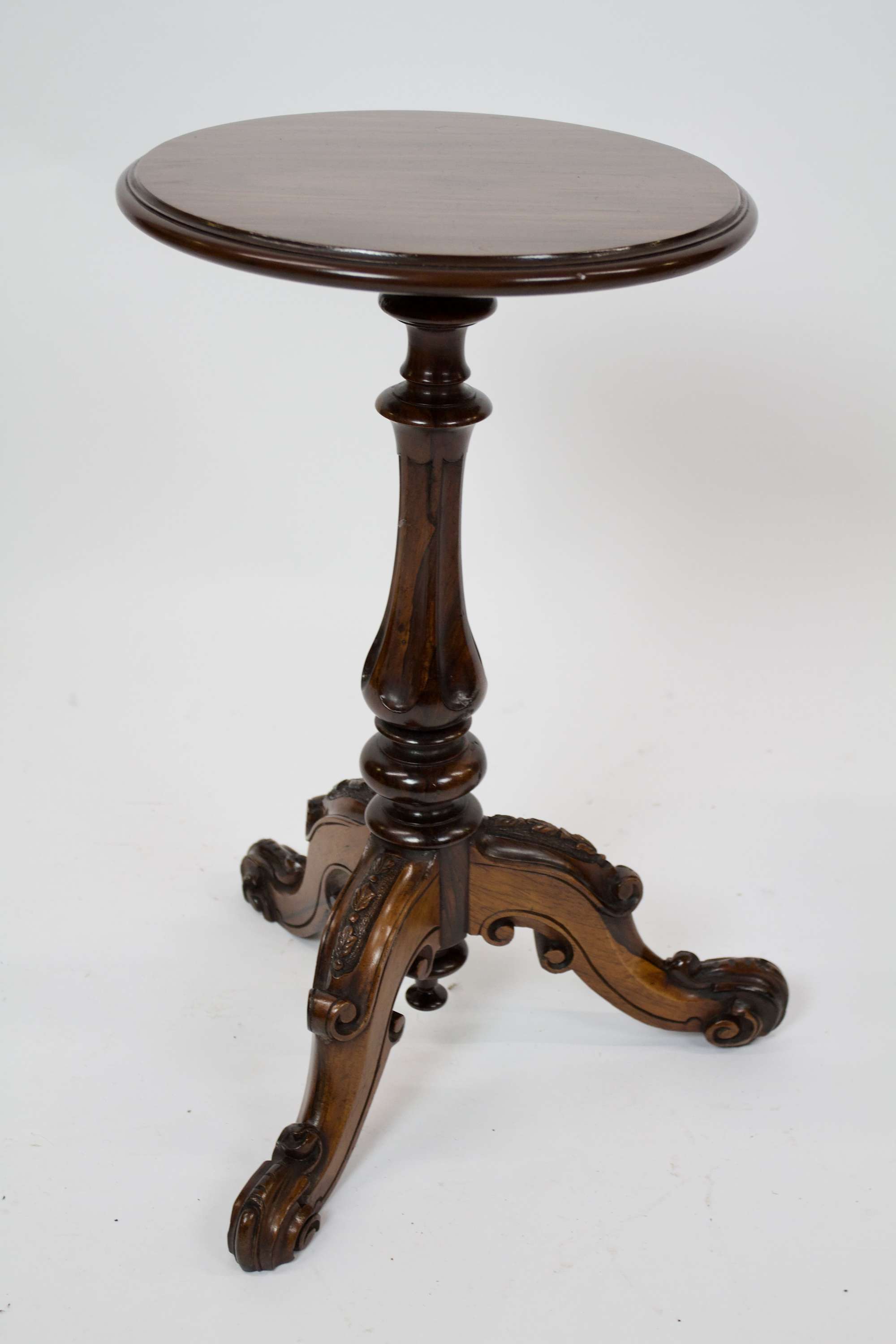 Fine Early Victorian Rosewood & Carved Lamp Table