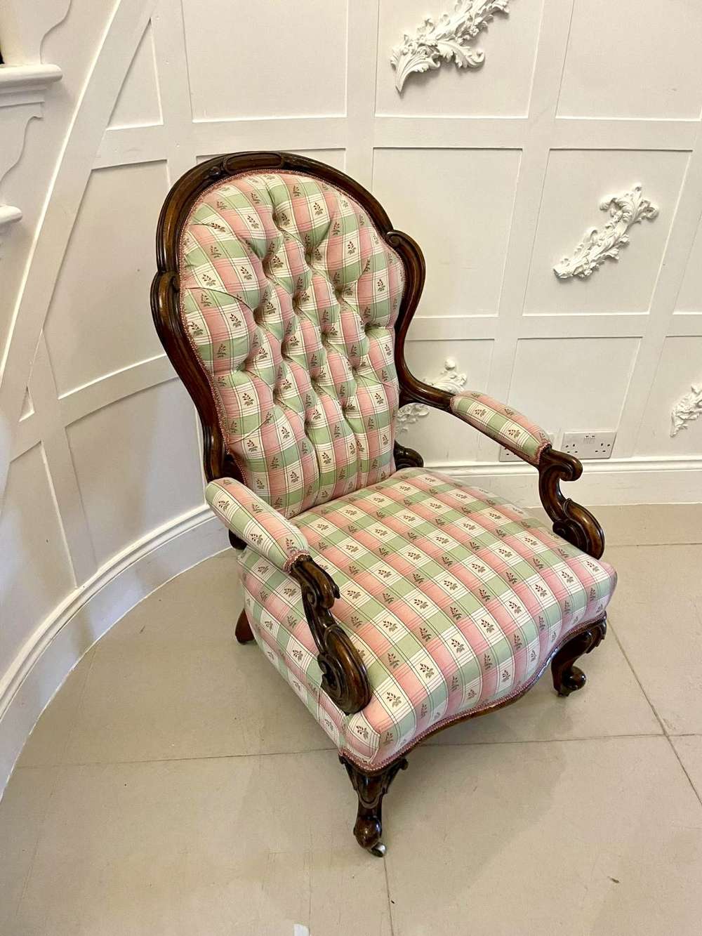 Antique Victorian Quality Carved Walnut Armchair