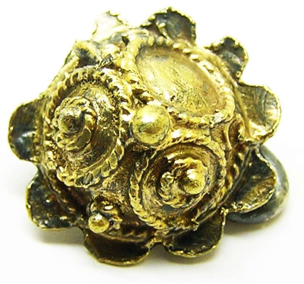 Tudor silver gilt hat badge