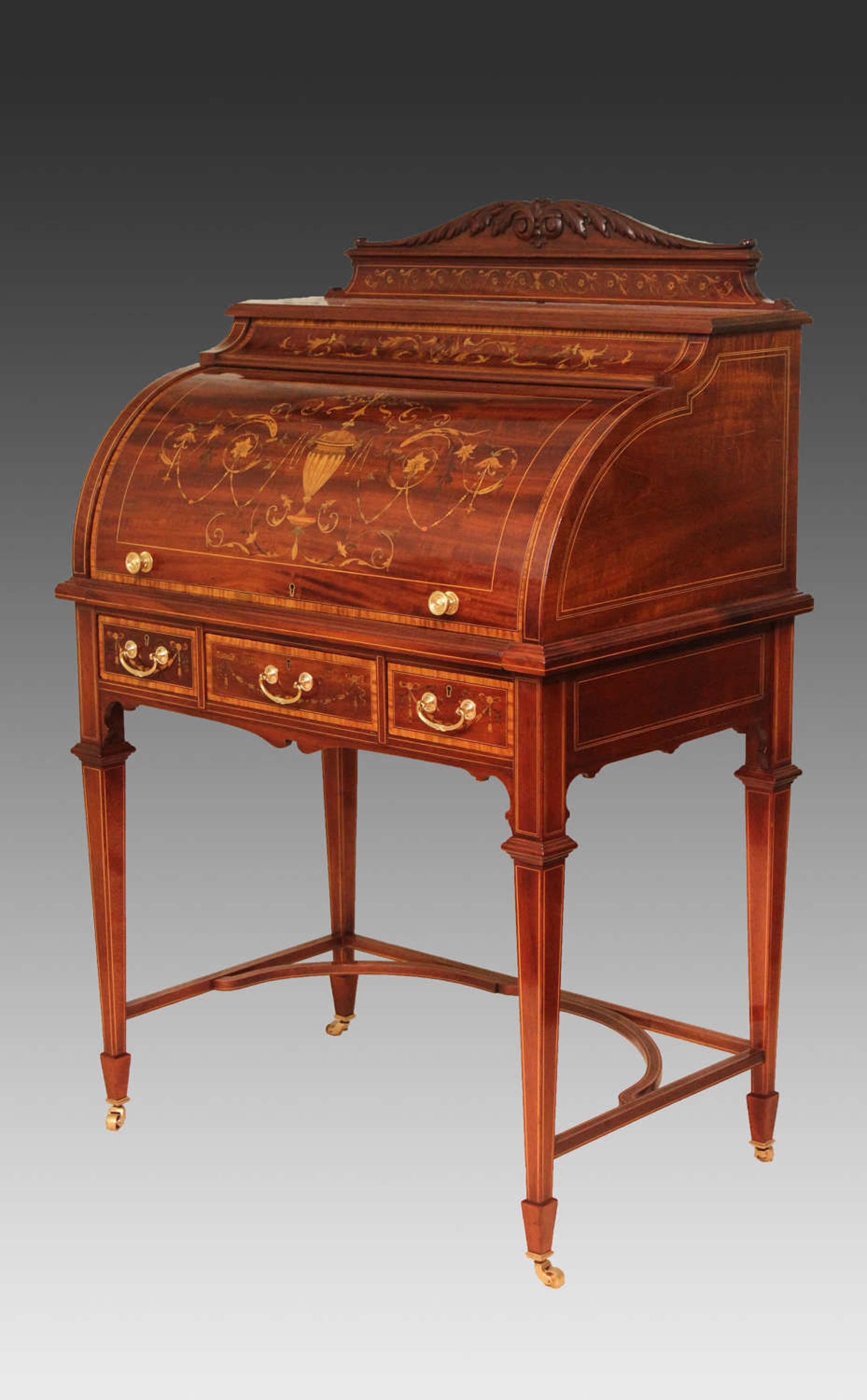 A Beautiful Late Victorian Mahogany cylinder desk.