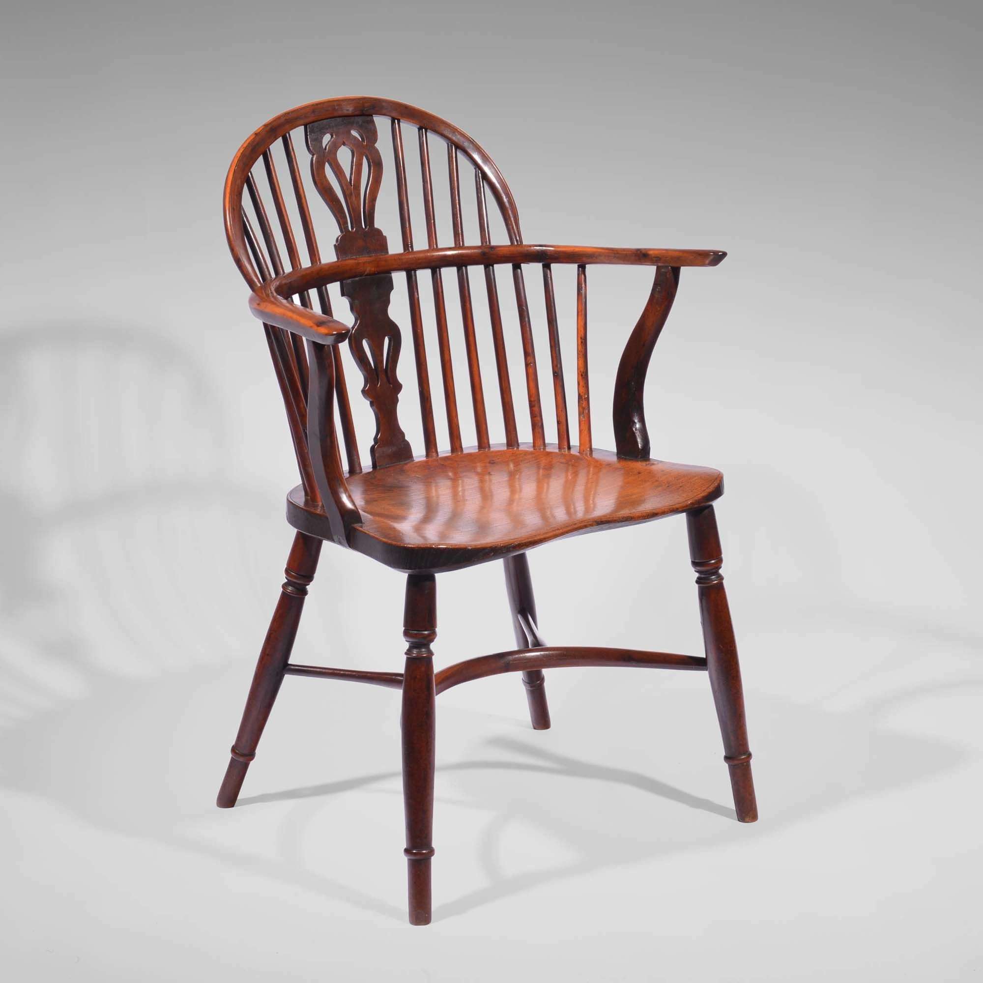 19th century yew lowback Windsor chair