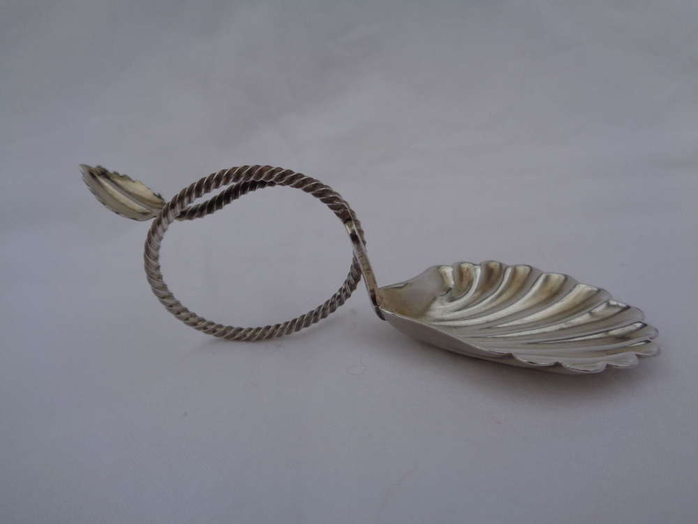 Solid Silver Caddy Spoon Twist Handle