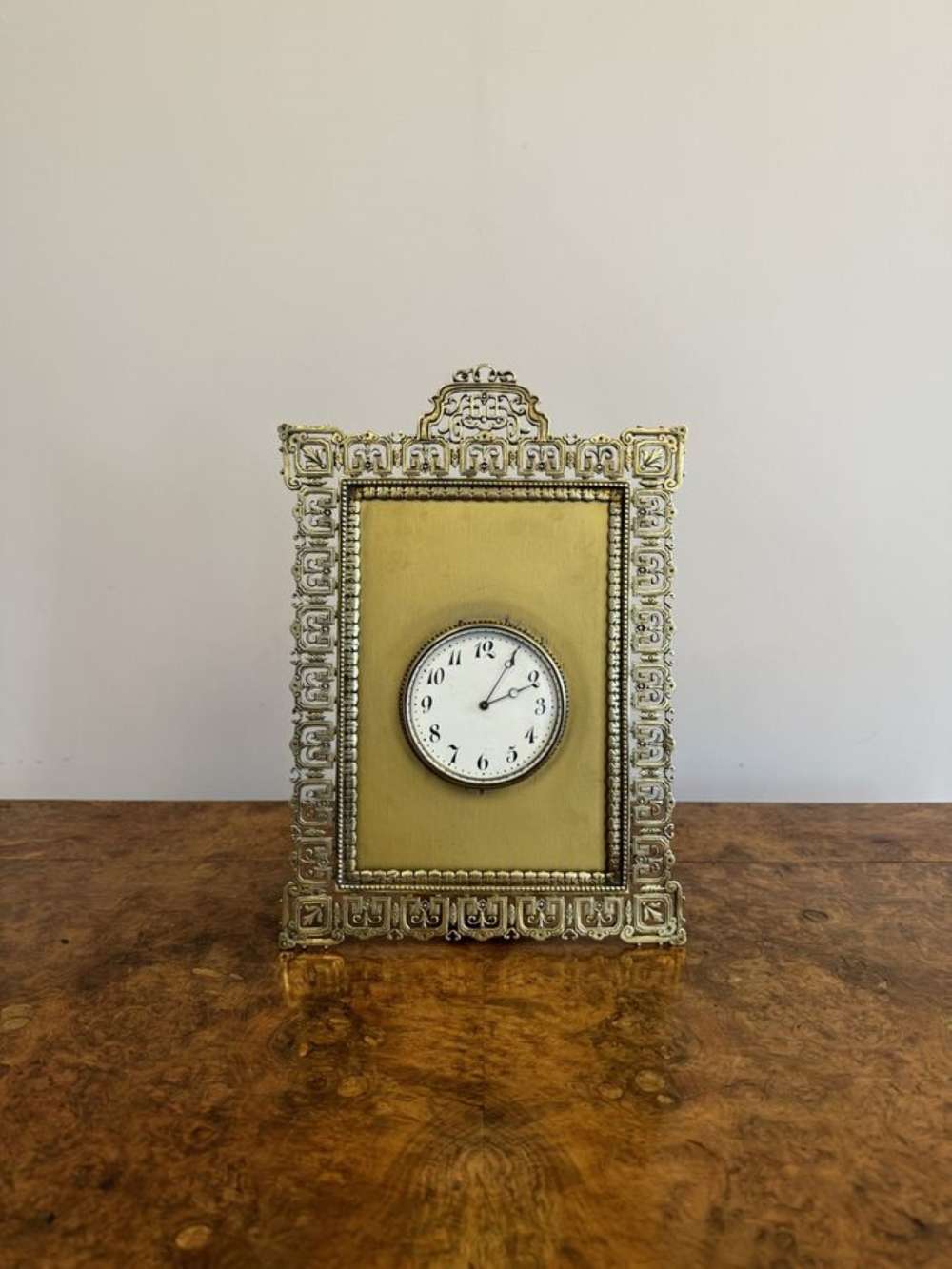 Elegant Quality Antique Victorian Ornate Brass Desk Clock