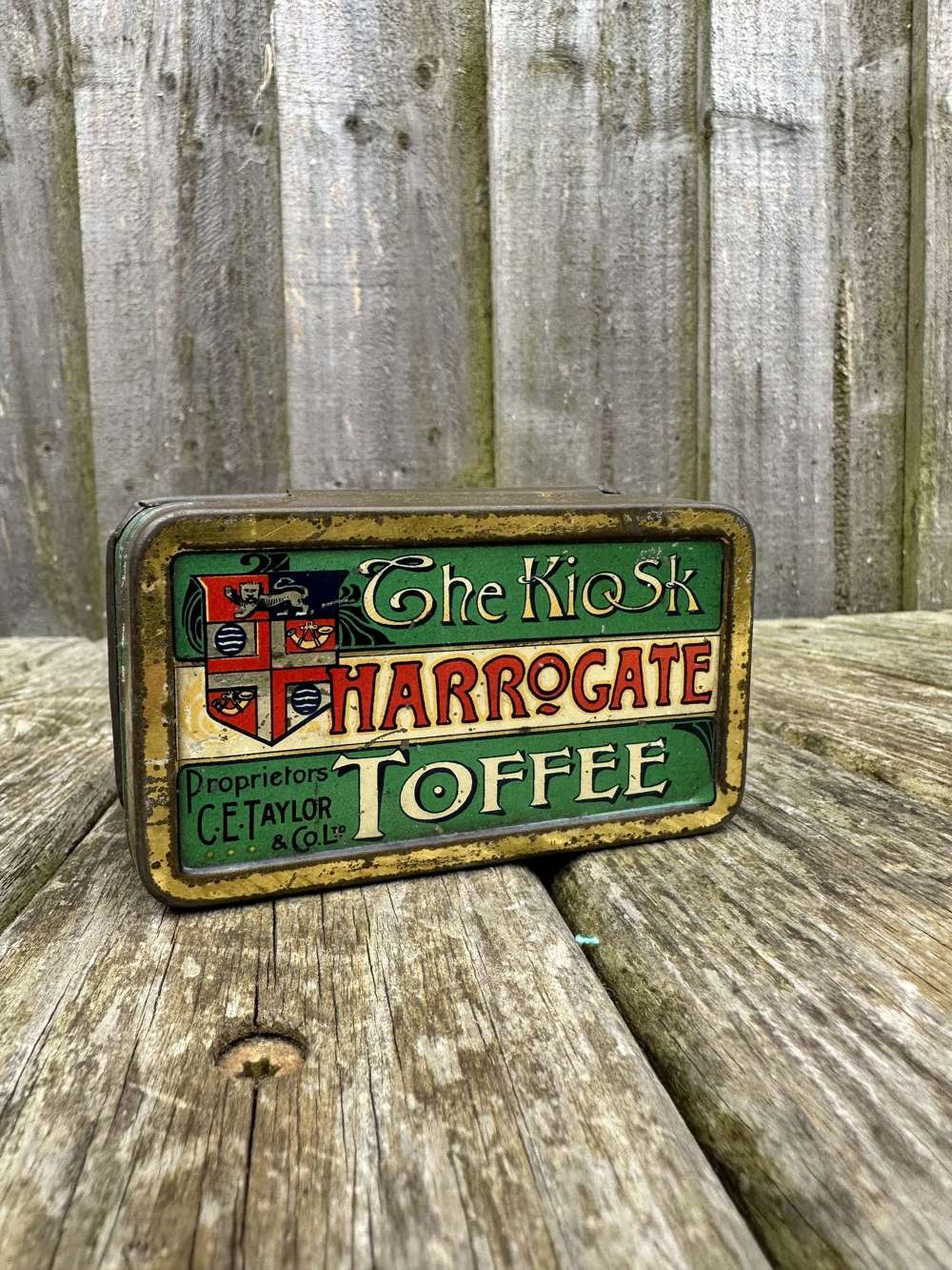 Kiosk Harrogate toffee tin