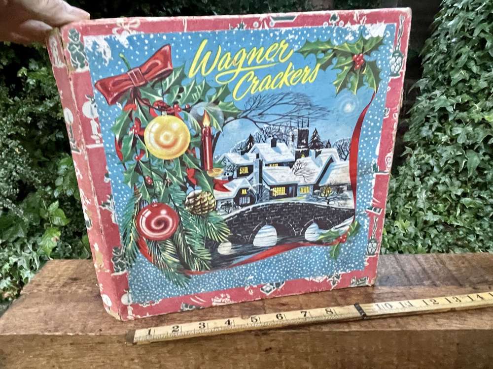 Wagner Winter Scene Christmas Cracker Box c1930s