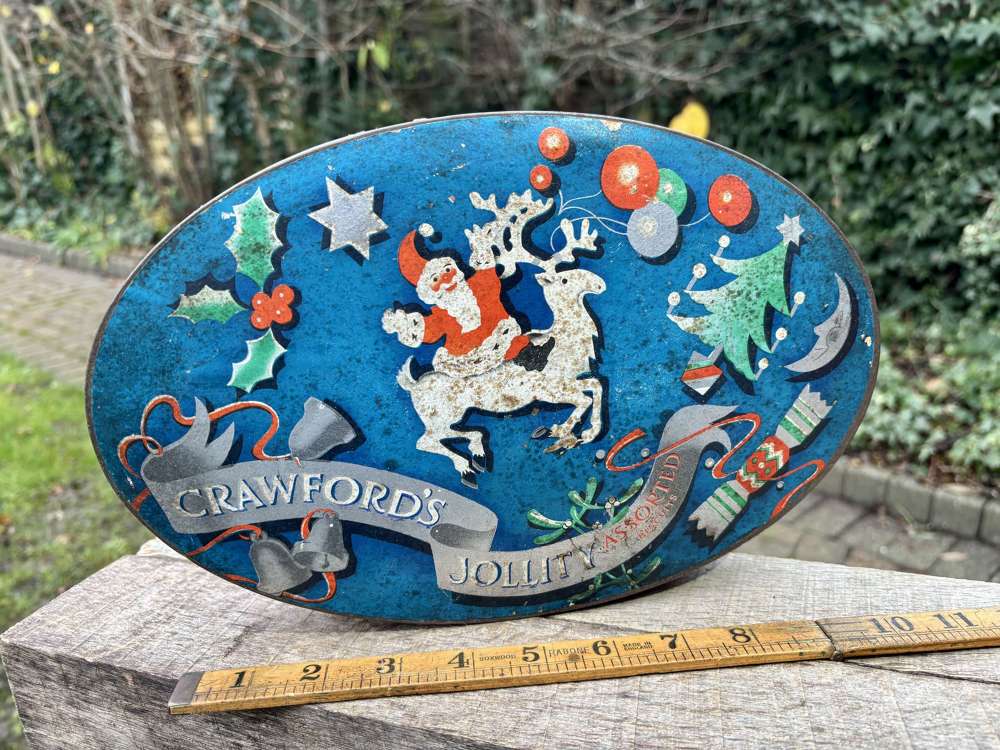 Crawford's Santa Claus Christmas Biscuit Tin c1930s