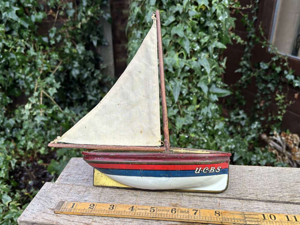 United Co-operative Baking Society Yacht Boat biscuit Tin c1920s