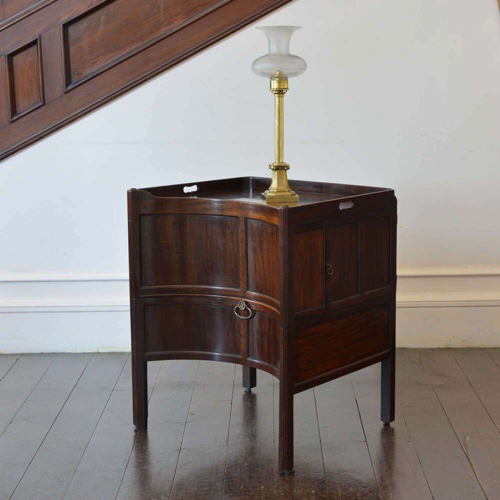 George II concave mahogany commode