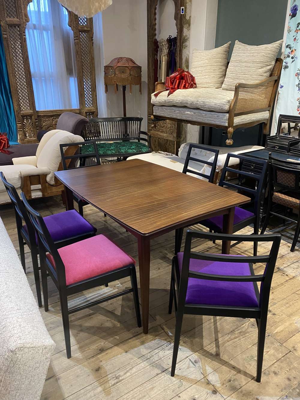 A Large Mid-20th Century Extending Dining Table Designed By Richard Hornby For Fyne Ladye