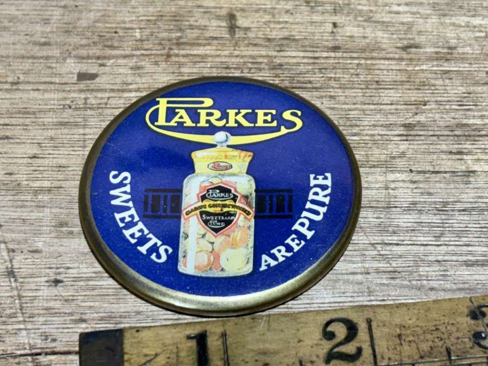 Parke&rsquo;s Sweet&rsquo;s & Toffee Advertising palm pocket mirror c1930s